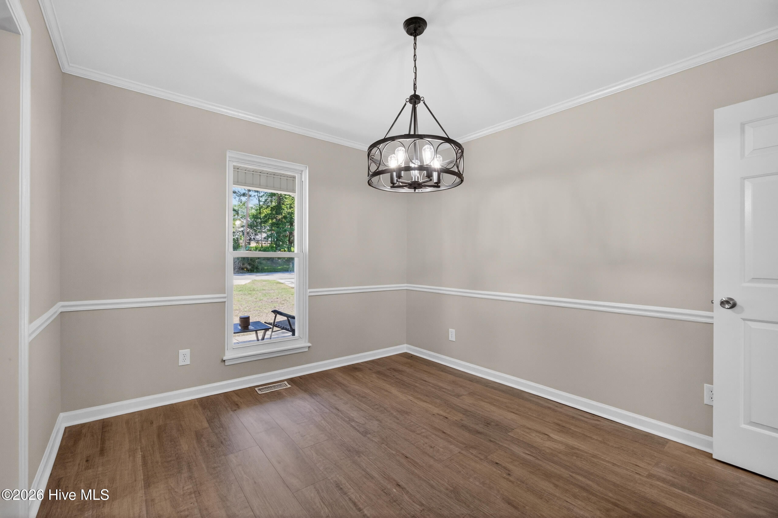 193 Ashley Circle Property Photo 28