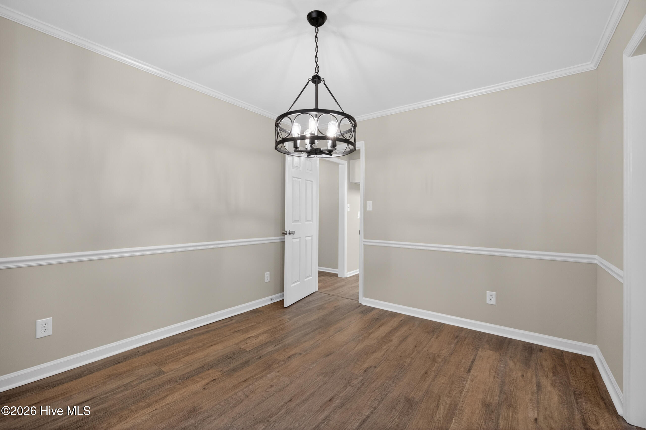 193 Ashley Circle Property Photo 30