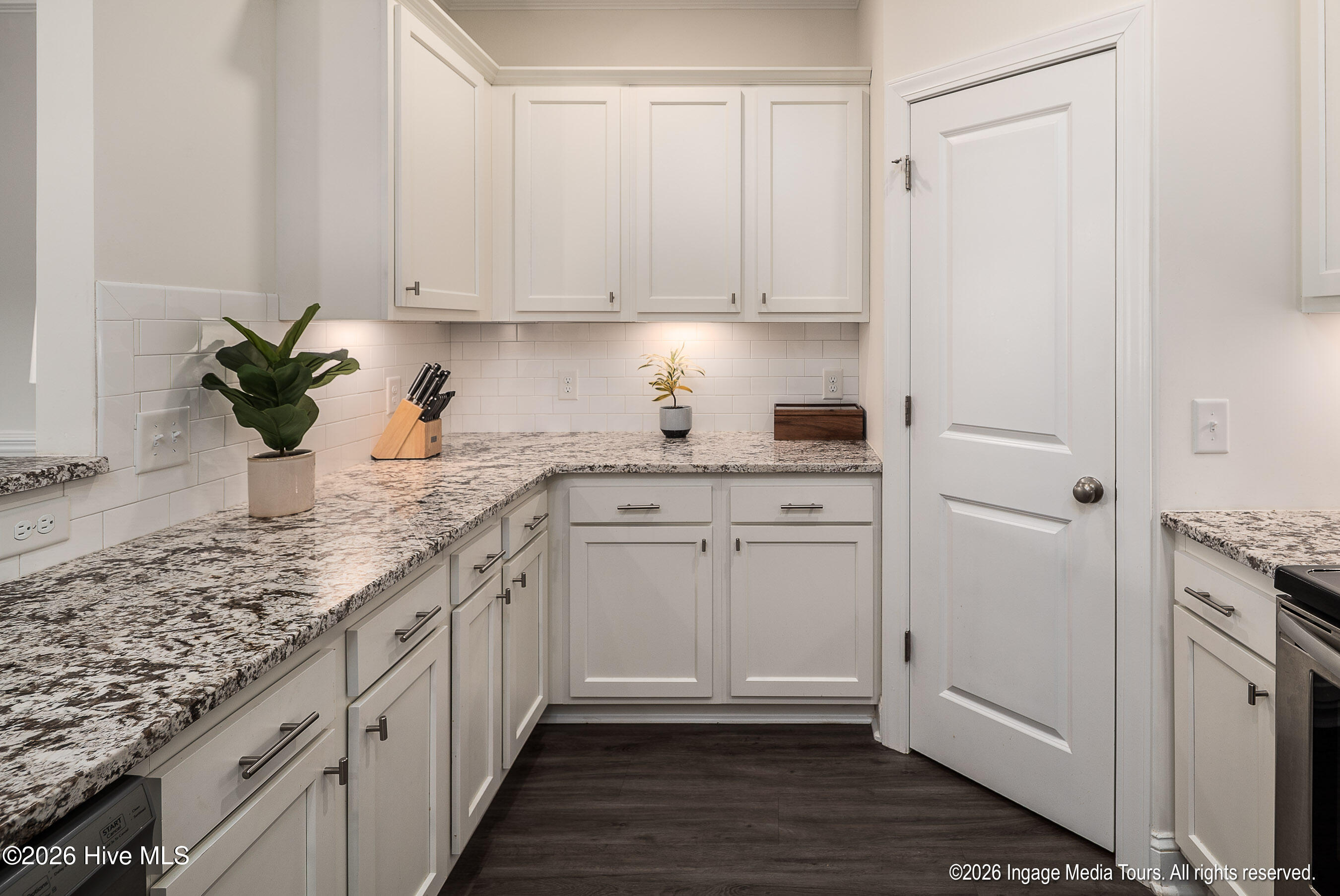 208 Leines Way A Property Photo 5