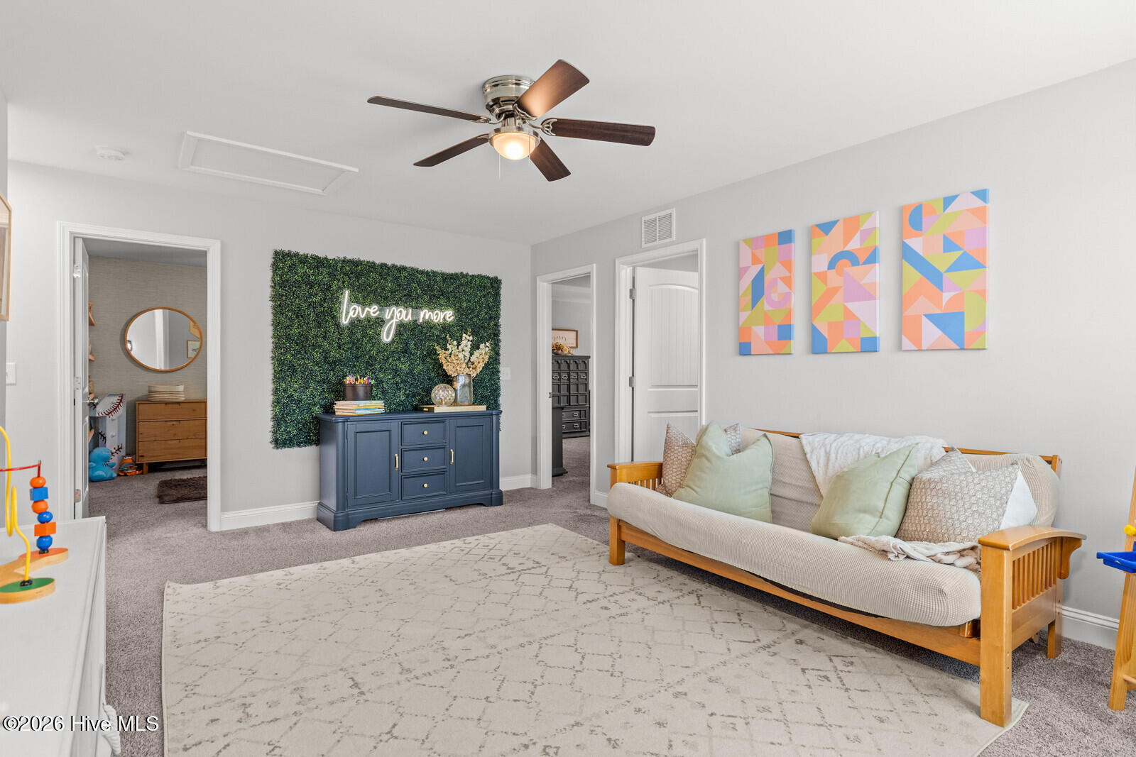 513 Saratoga Road Property Photo 14