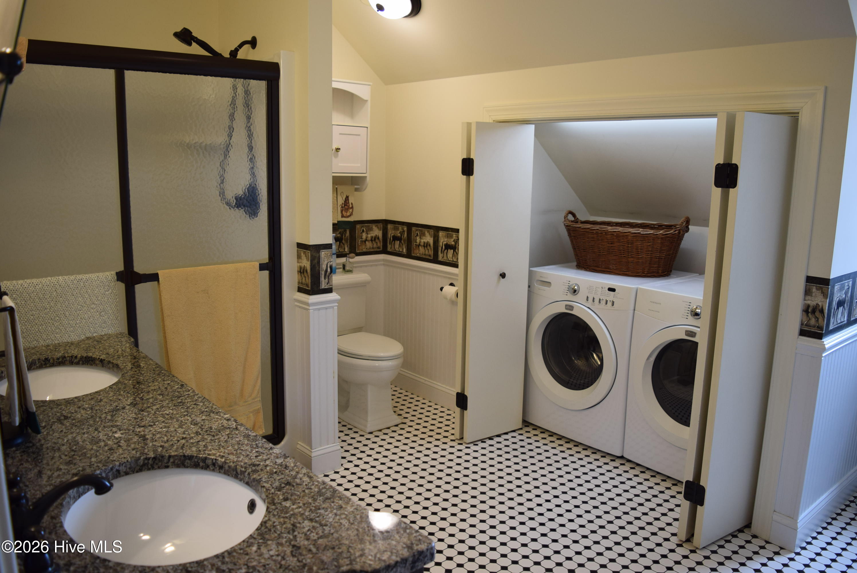 245 Blue Valley Road Property Photo 8