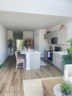 836 Palm Frond Way Nw Property Photo 9