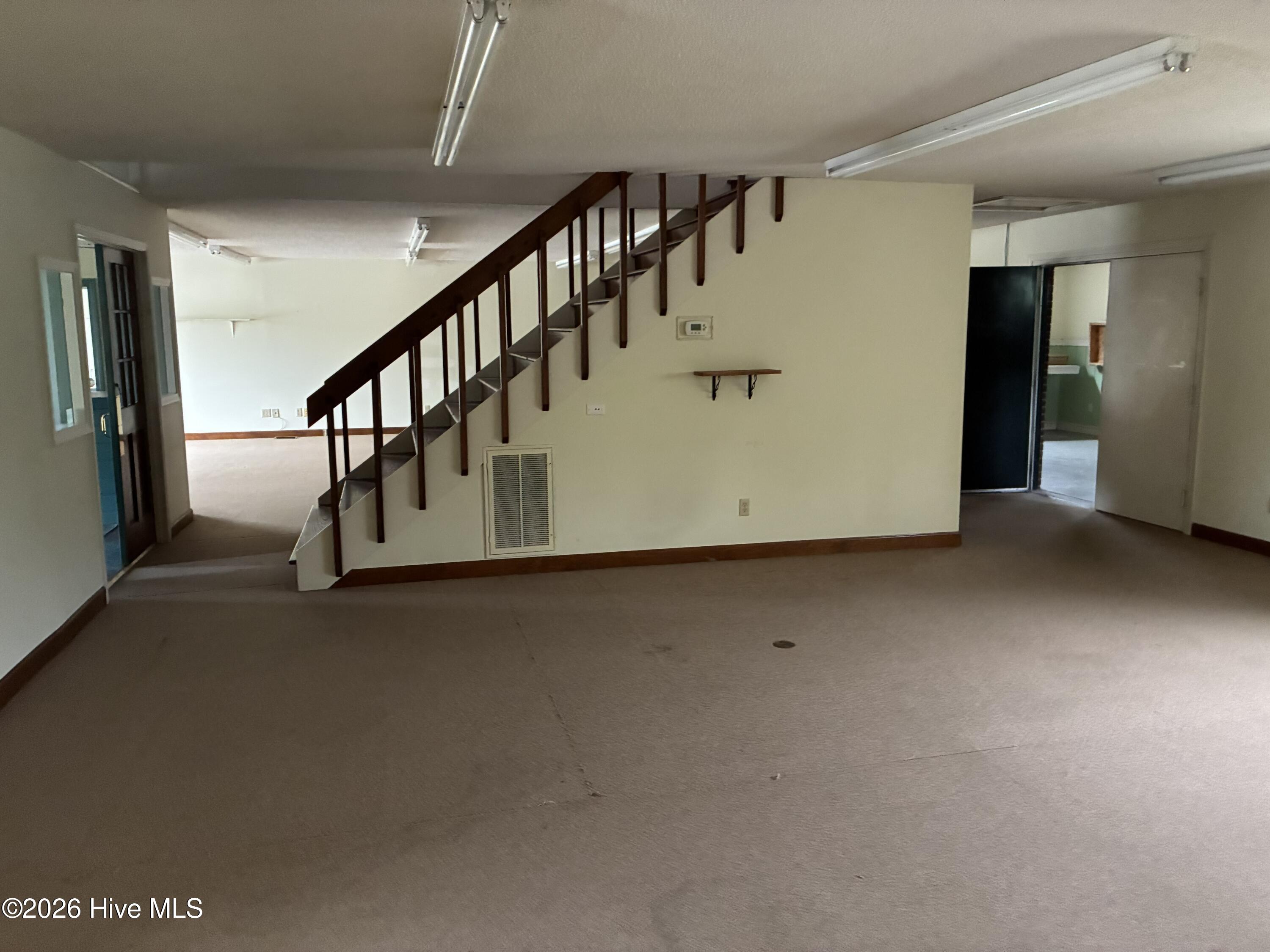 212 W Water Street Property Photo 10