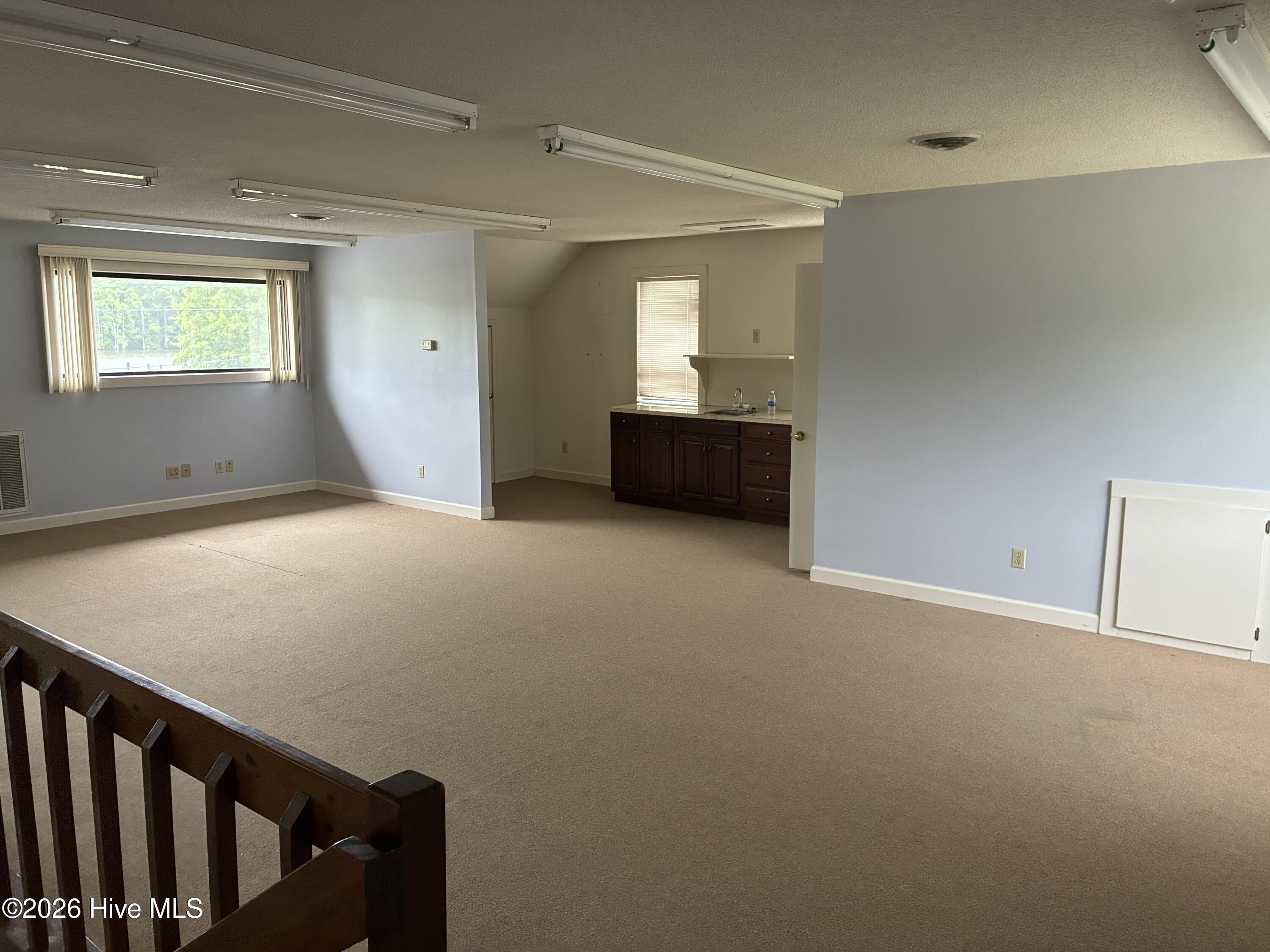 212 W Water Street Property Photo 15