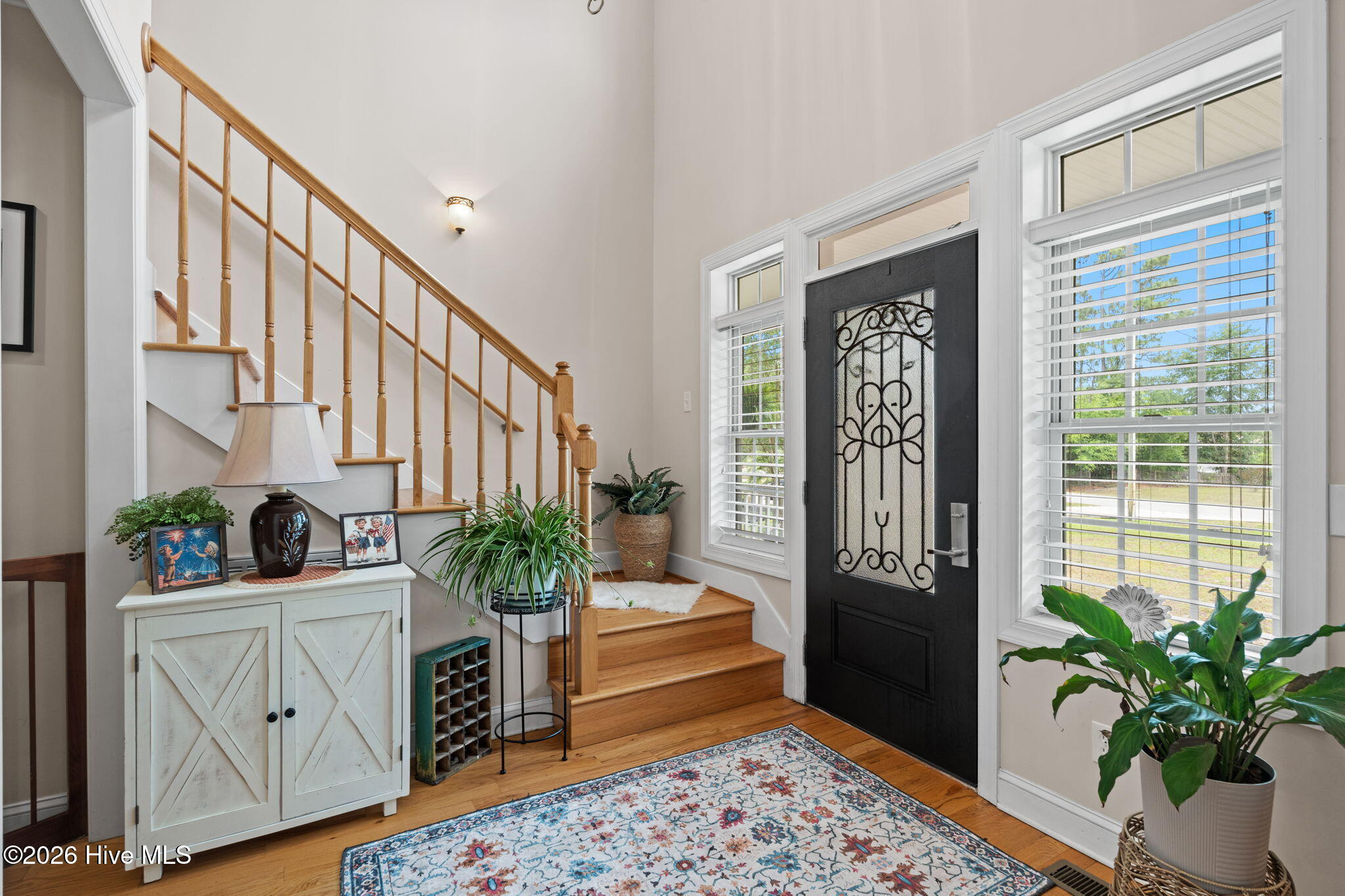 832 S Shore Drive Property Photo 6