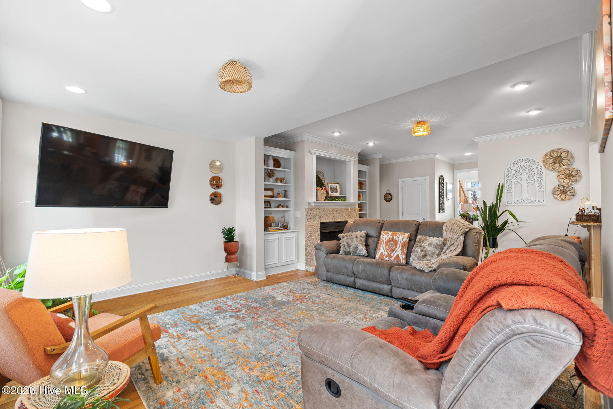 832 S Shore Drive Property Photo 7
