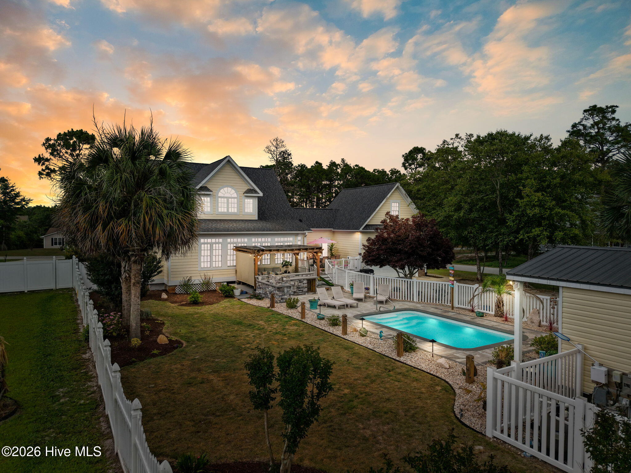 832 S Shore Drive Property Photo 41