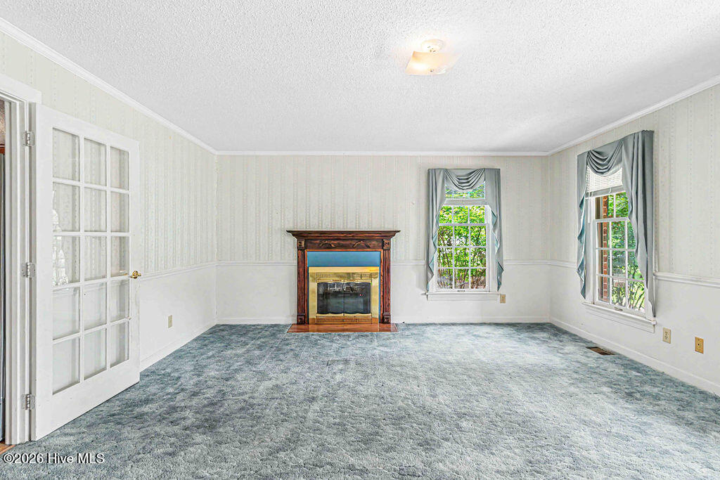 1020 Holly Creek Boulevard Property Photo 7