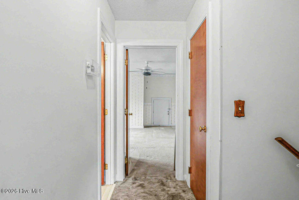 1020 Holly Creek Boulevard Property Photo 33