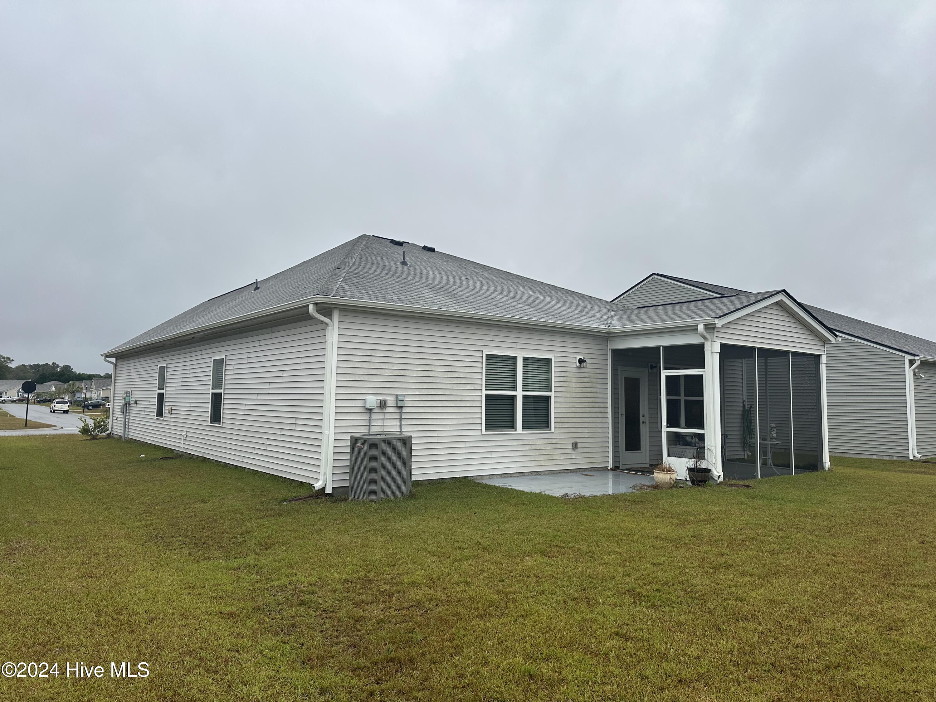 9463 Barnstormer Drive Property Photo 23