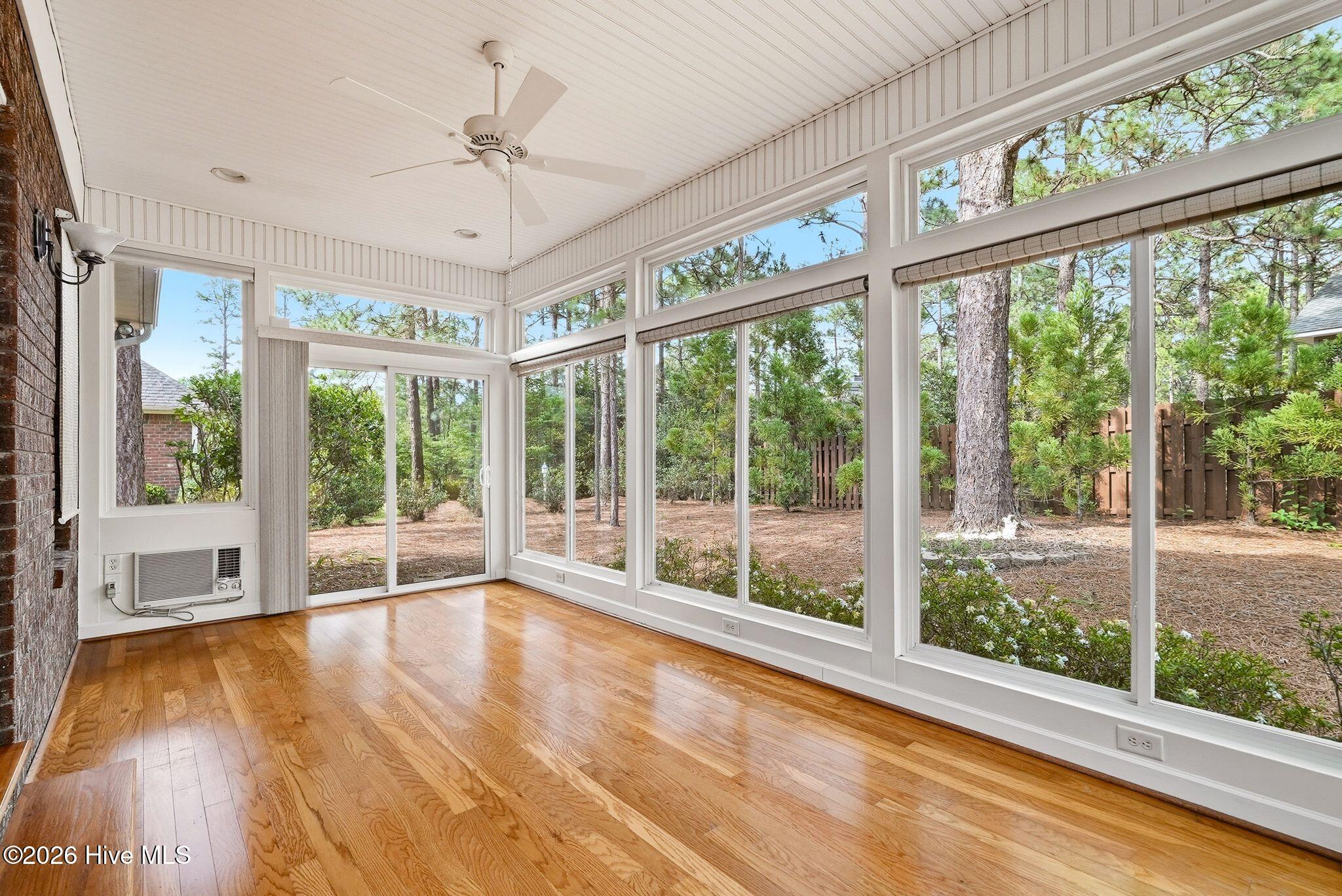 7 Riviera Drive Property Photo 35