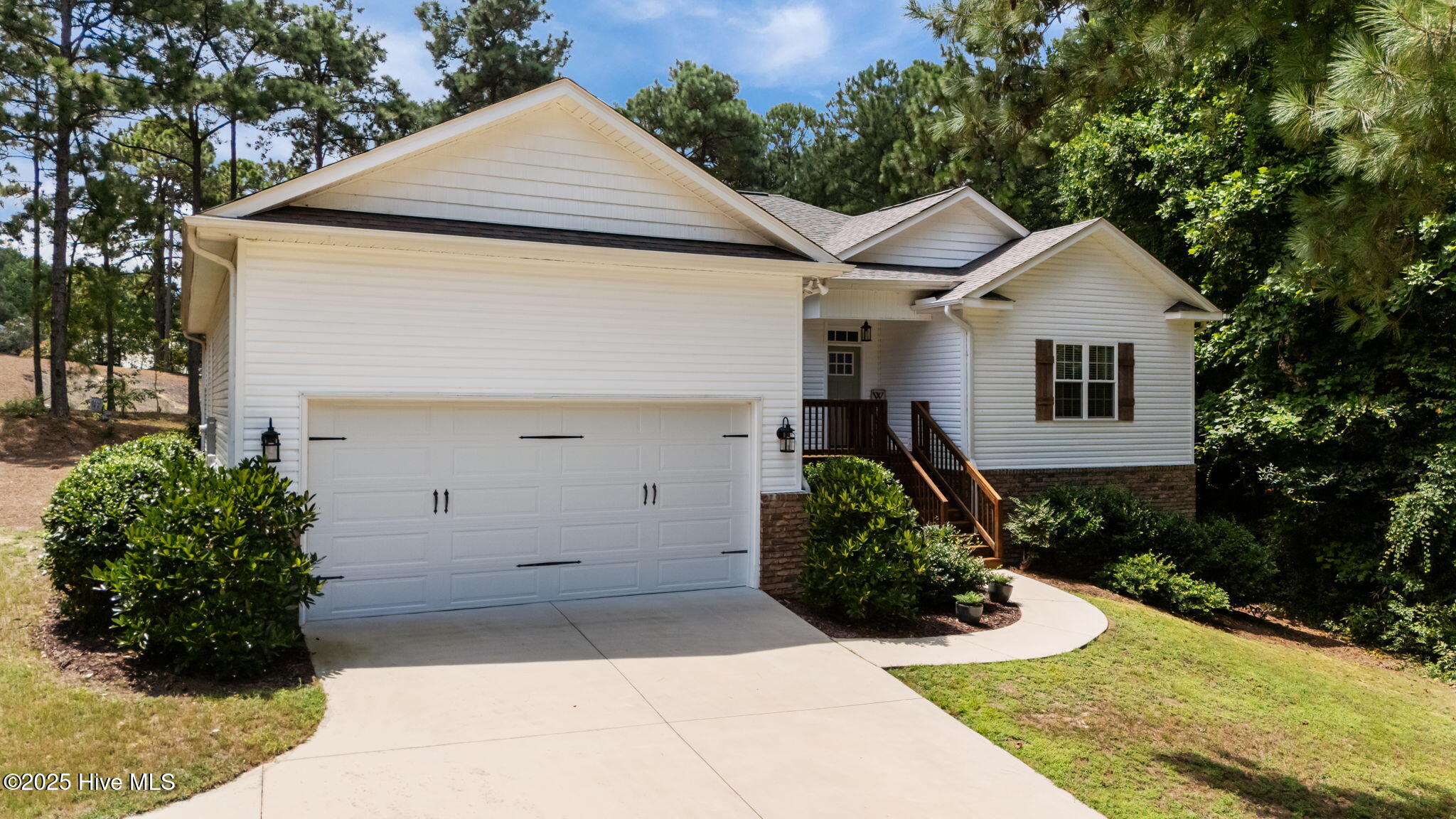27 Pine Lake Drive Property Photo 2