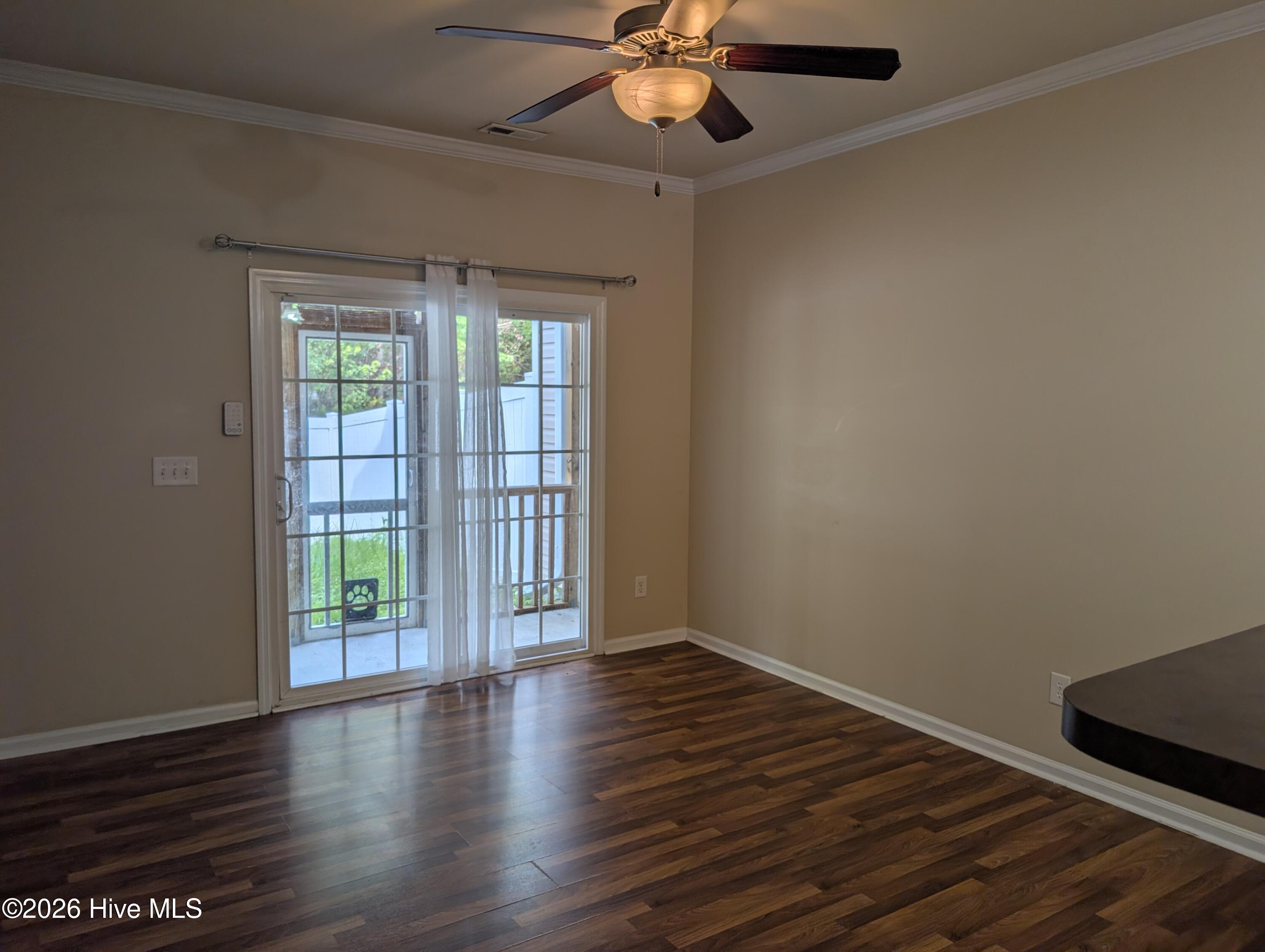 314 Glenhaven Lane Property Photo 4