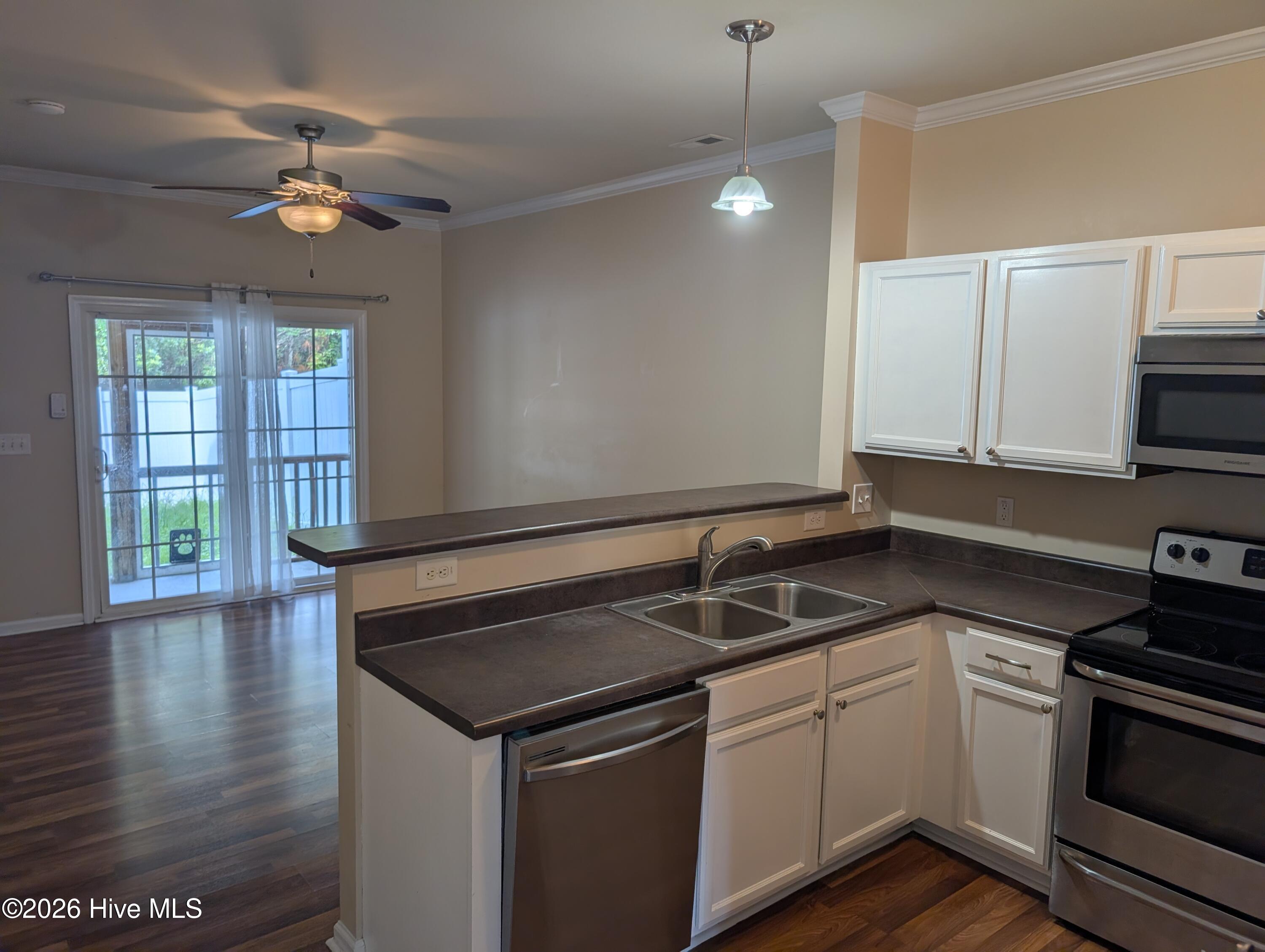 314 Glenhaven Lane Property Photo 5