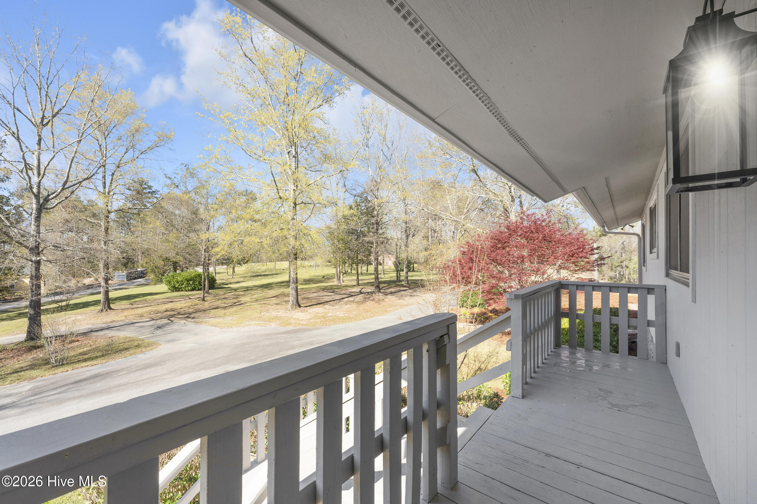 401 S Lake Drive Property Photo 3
