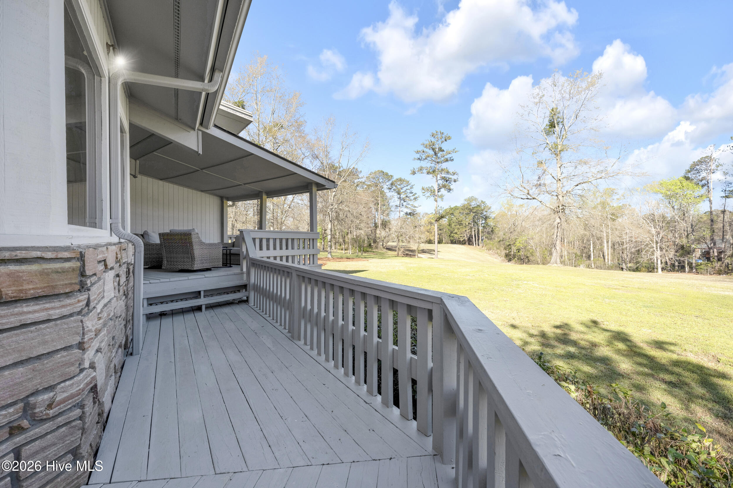401 S Lake Drive Property Photo 38