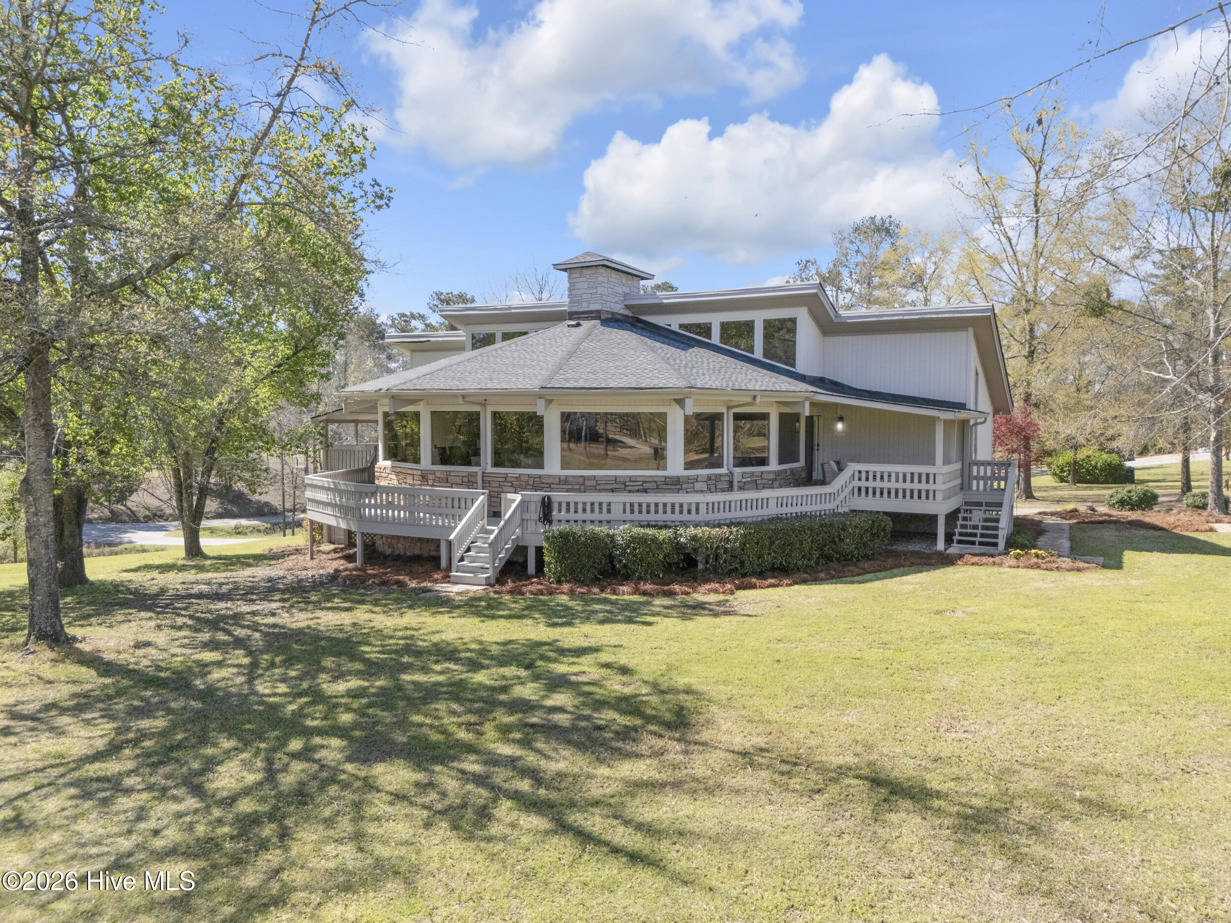 401 S Lake Drive Property Photo 42