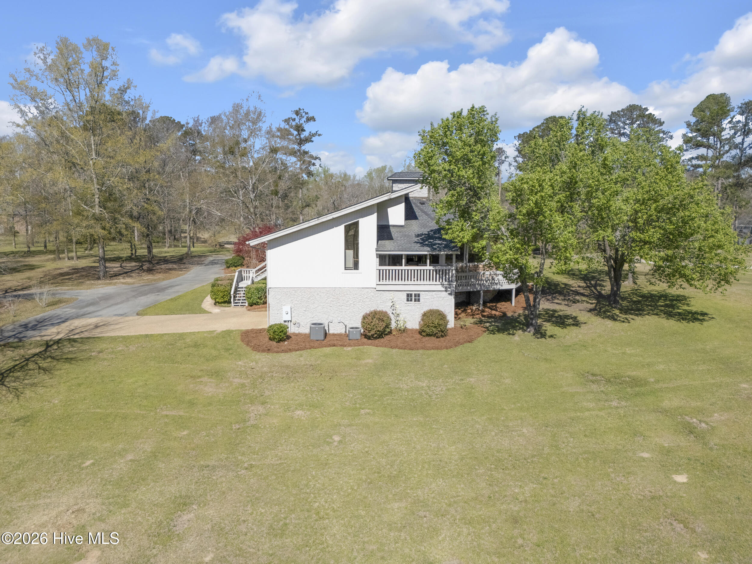 401 S Lake Drive Property Photo 44