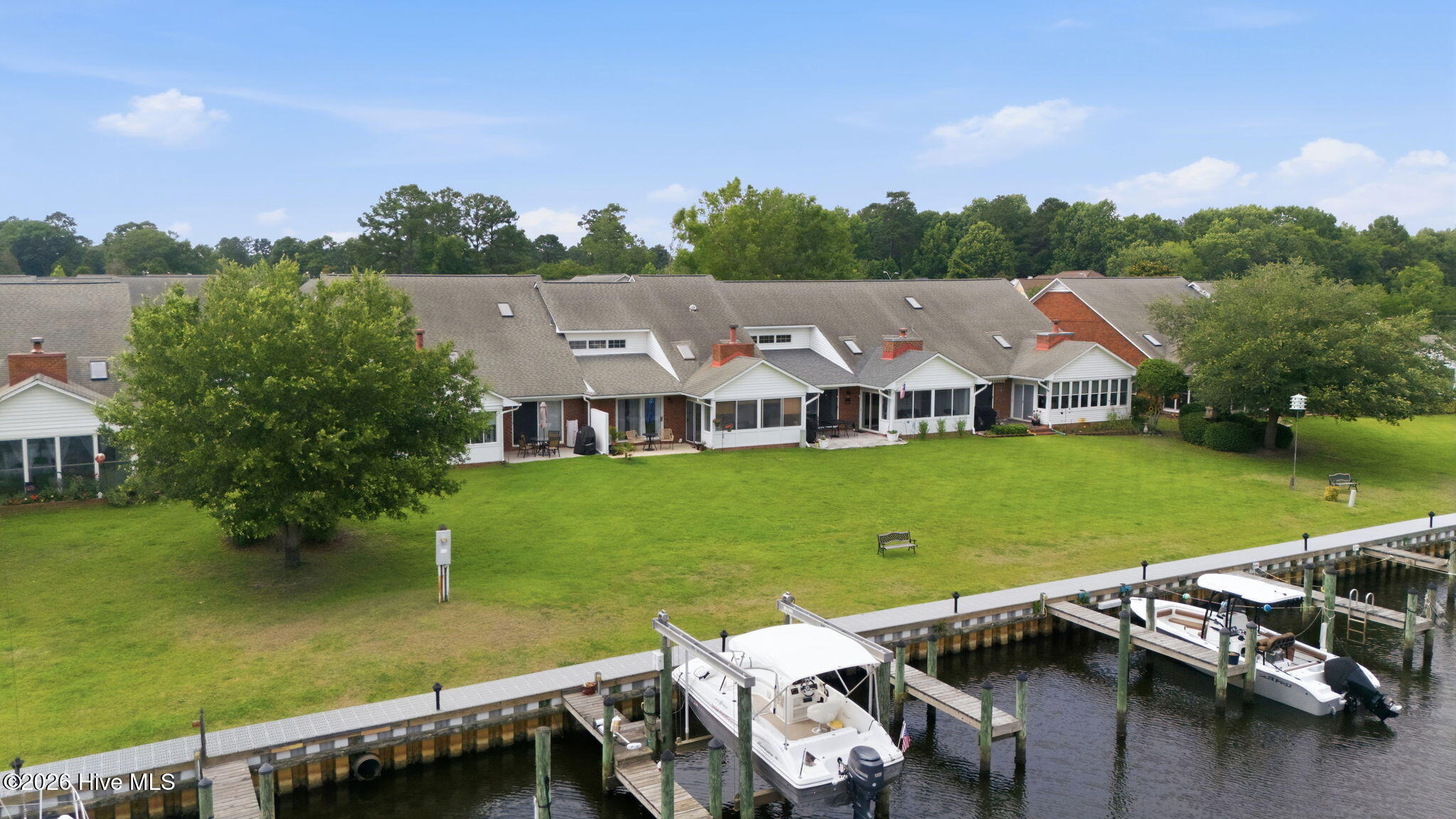 31 Pier Pointe Property Photo 3
