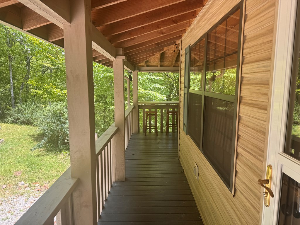 256 High Top Lane Property Photo 6