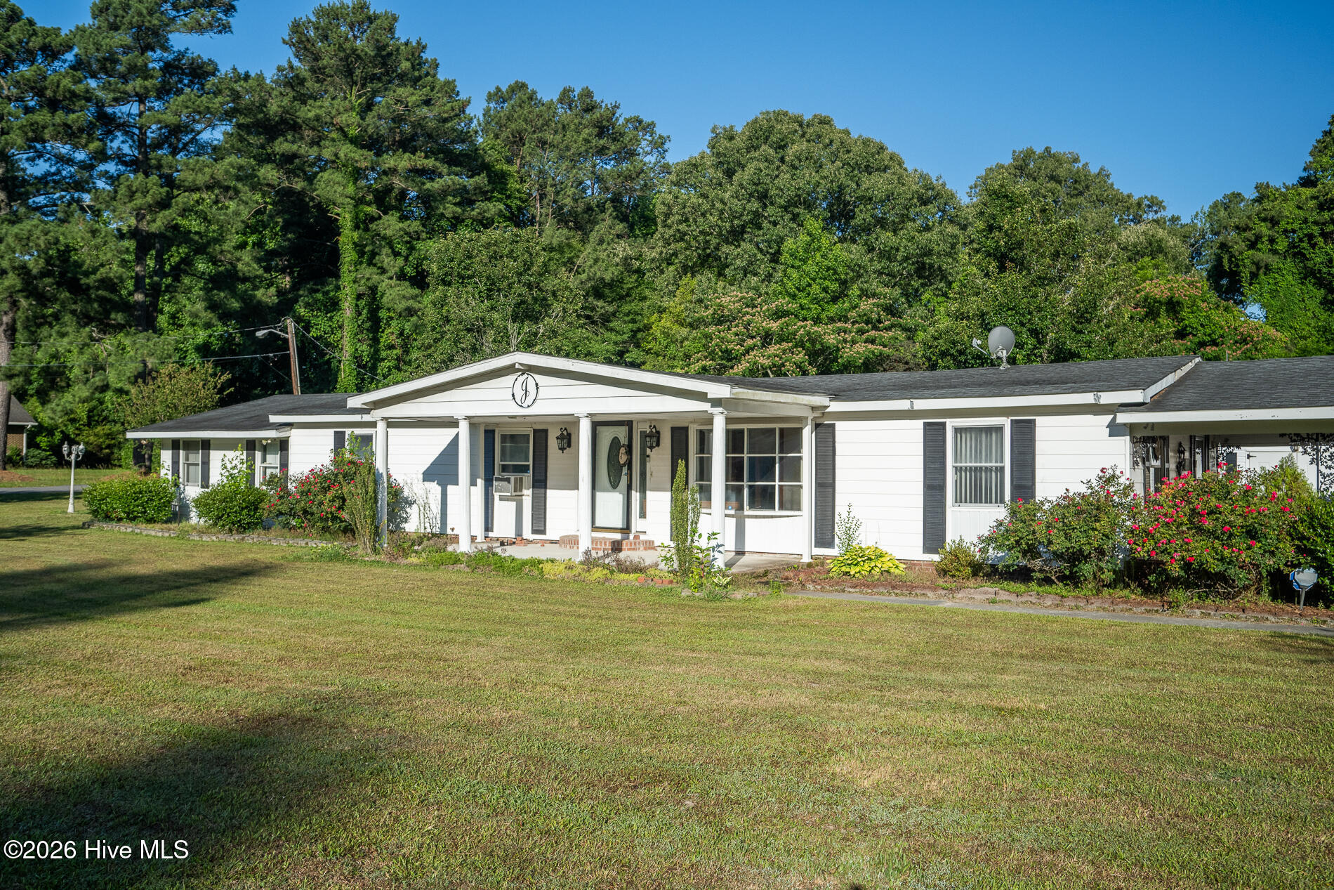 210 Hines Avenue Property Photo 3