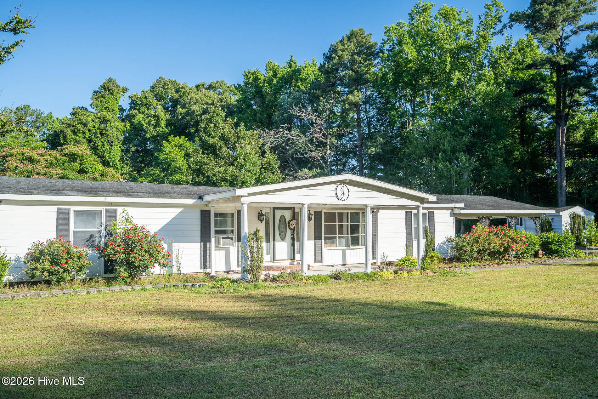 210 Hines Avenue Property Photo 4