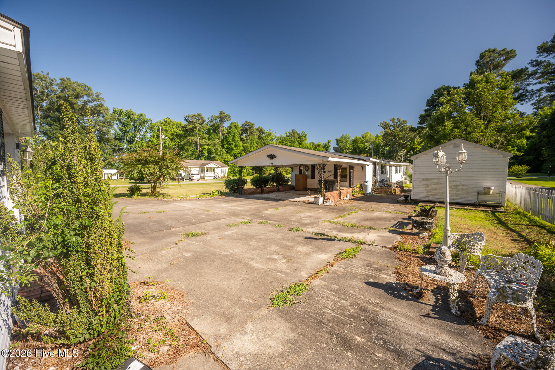 210 Hines Avenue Property Photo 10