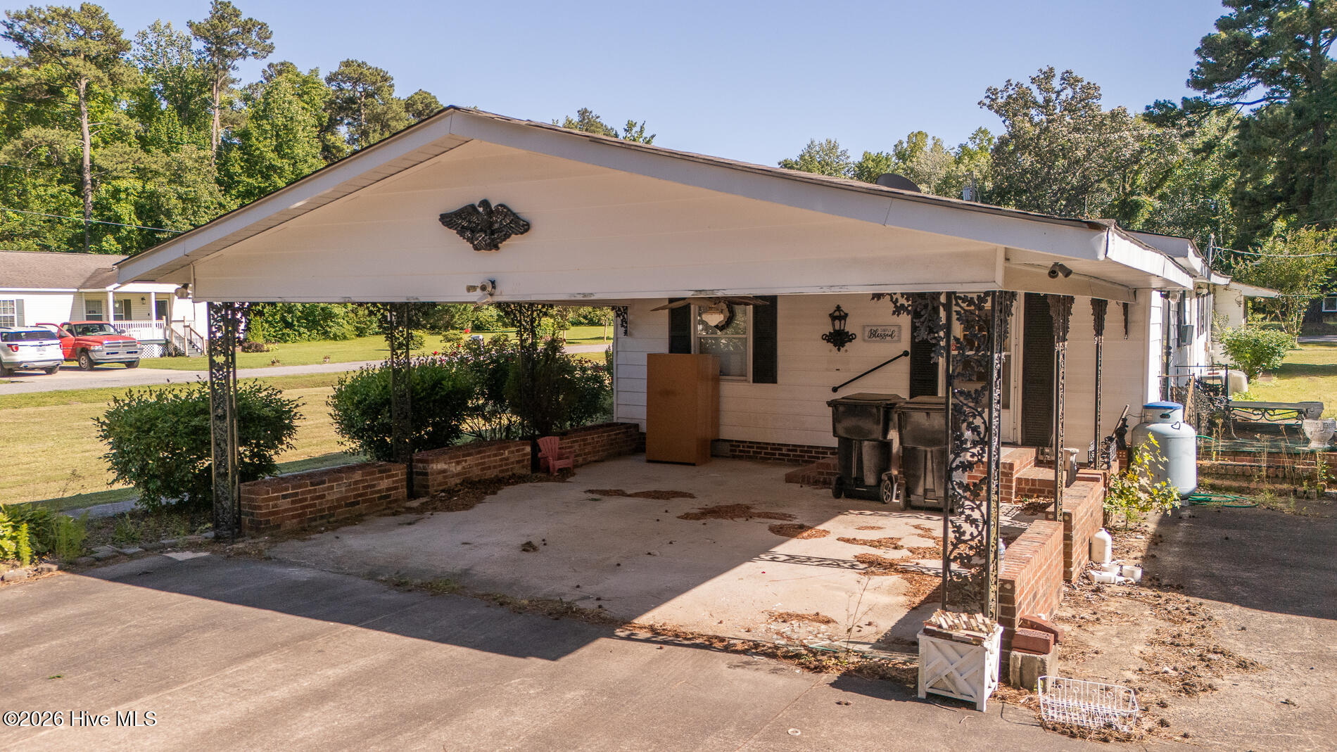 210 Hines Avenue Property Photo 11