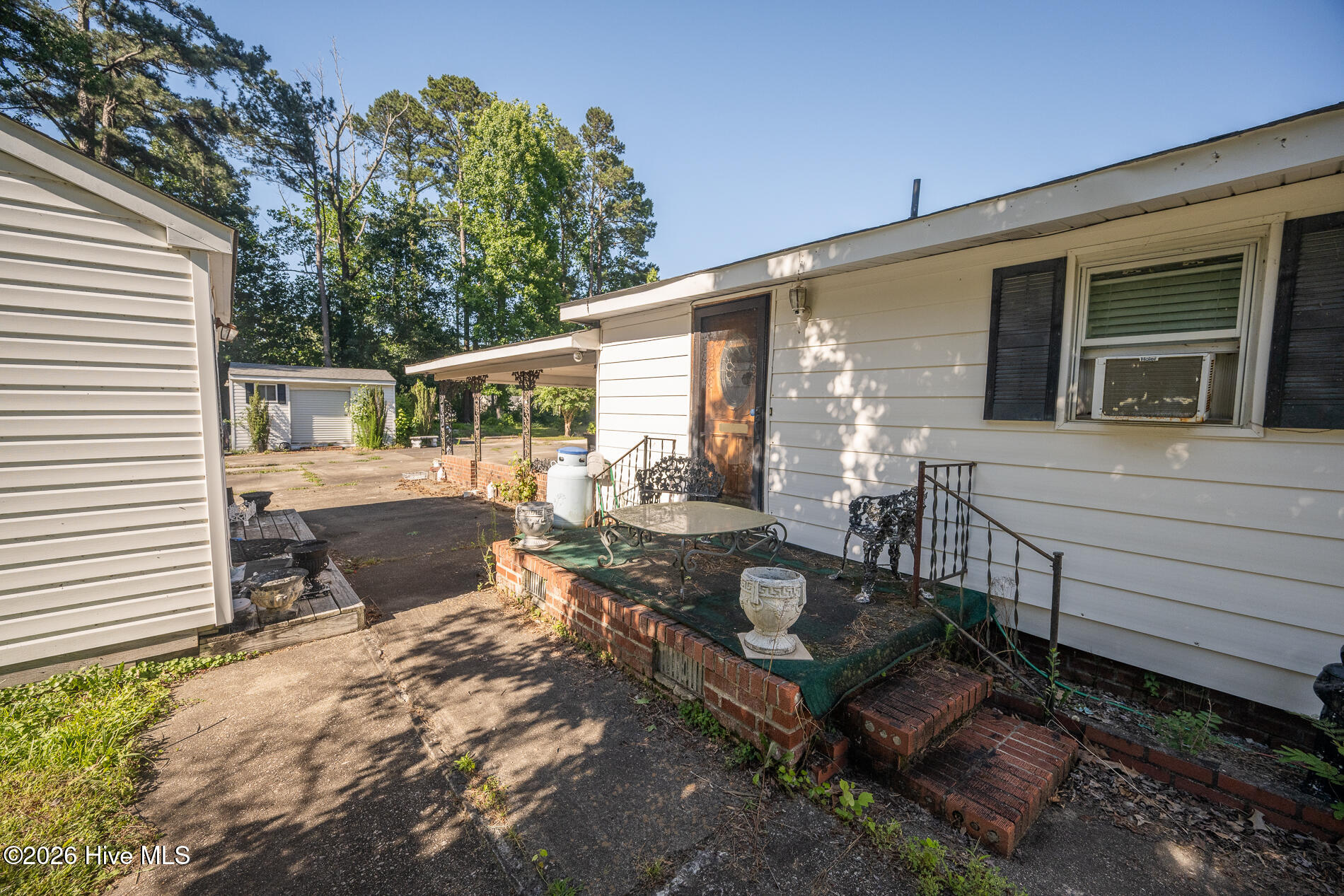 210 Hines Avenue Property Photo 14