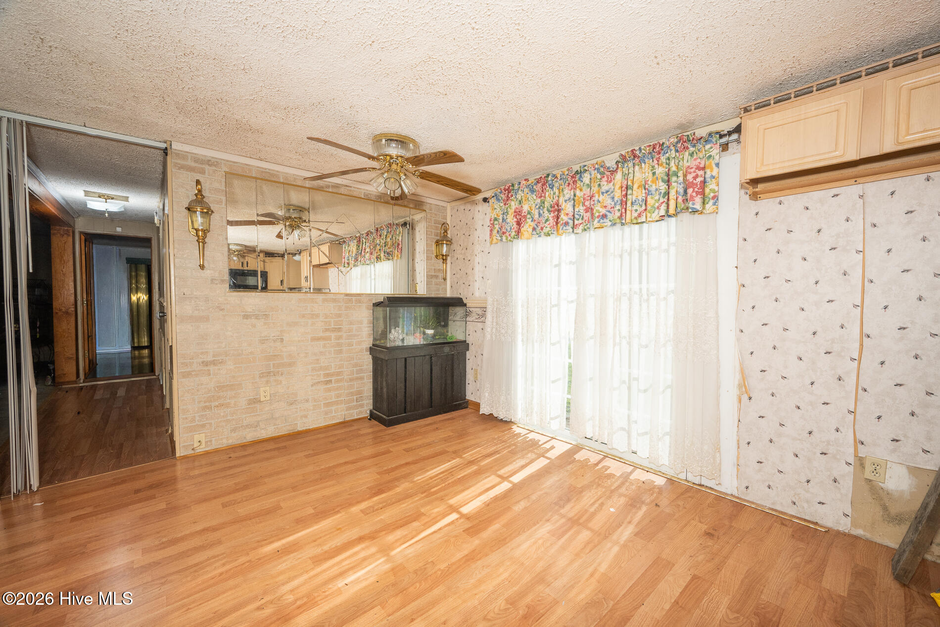 210 Hines Avenue Property Photo 20