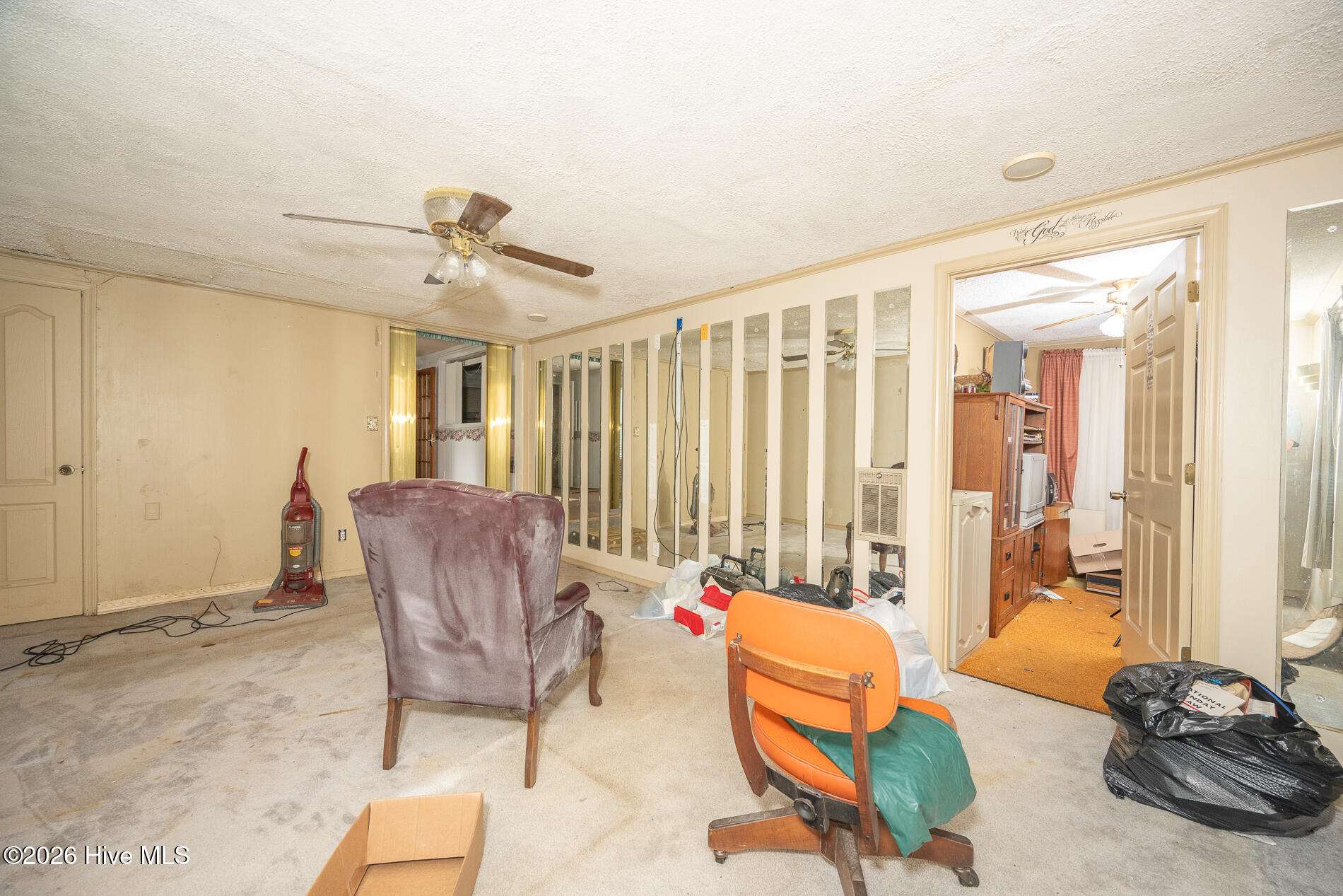 210 Hines Avenue Property Photo 30