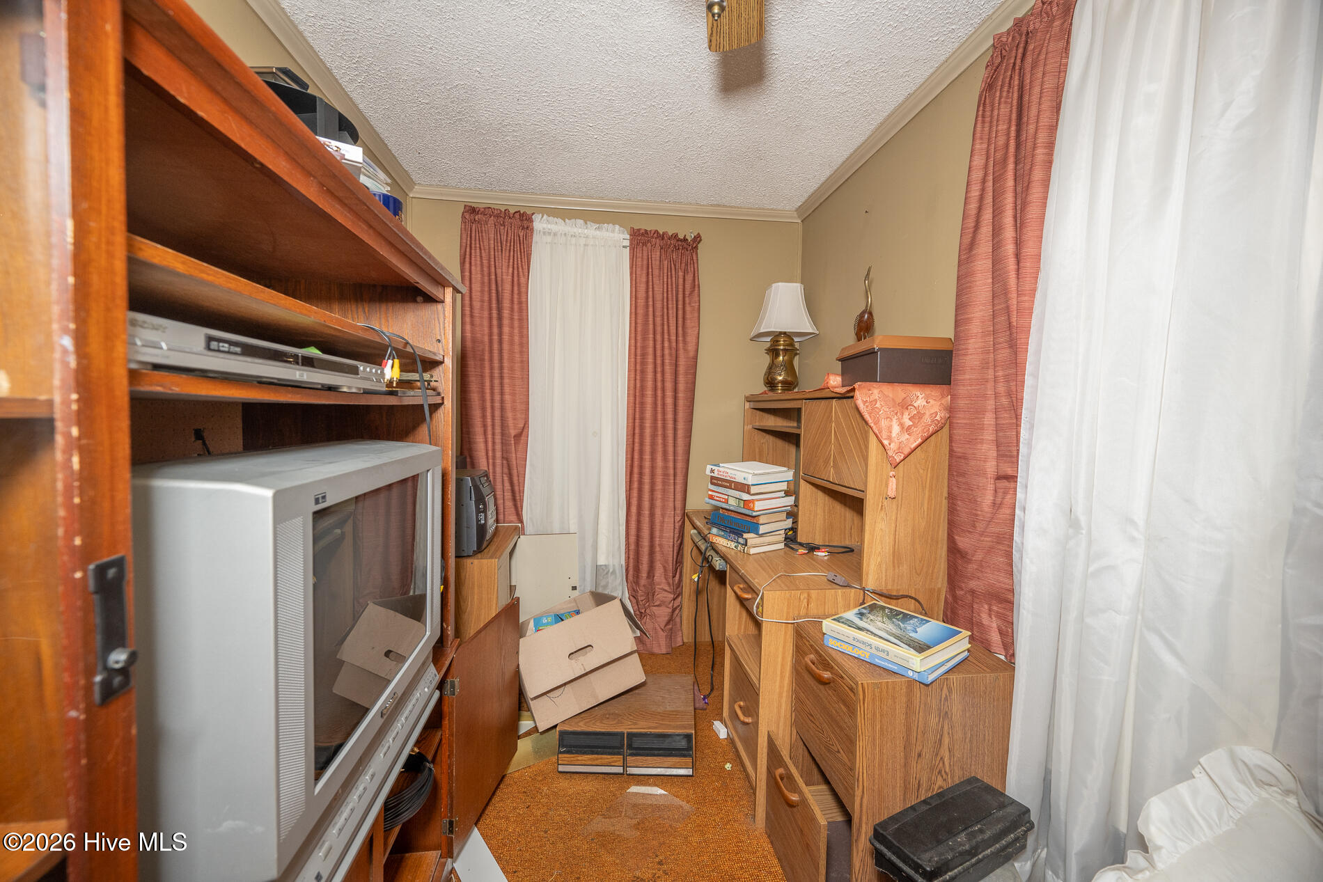 210 Hines Avenue Property Photo 31