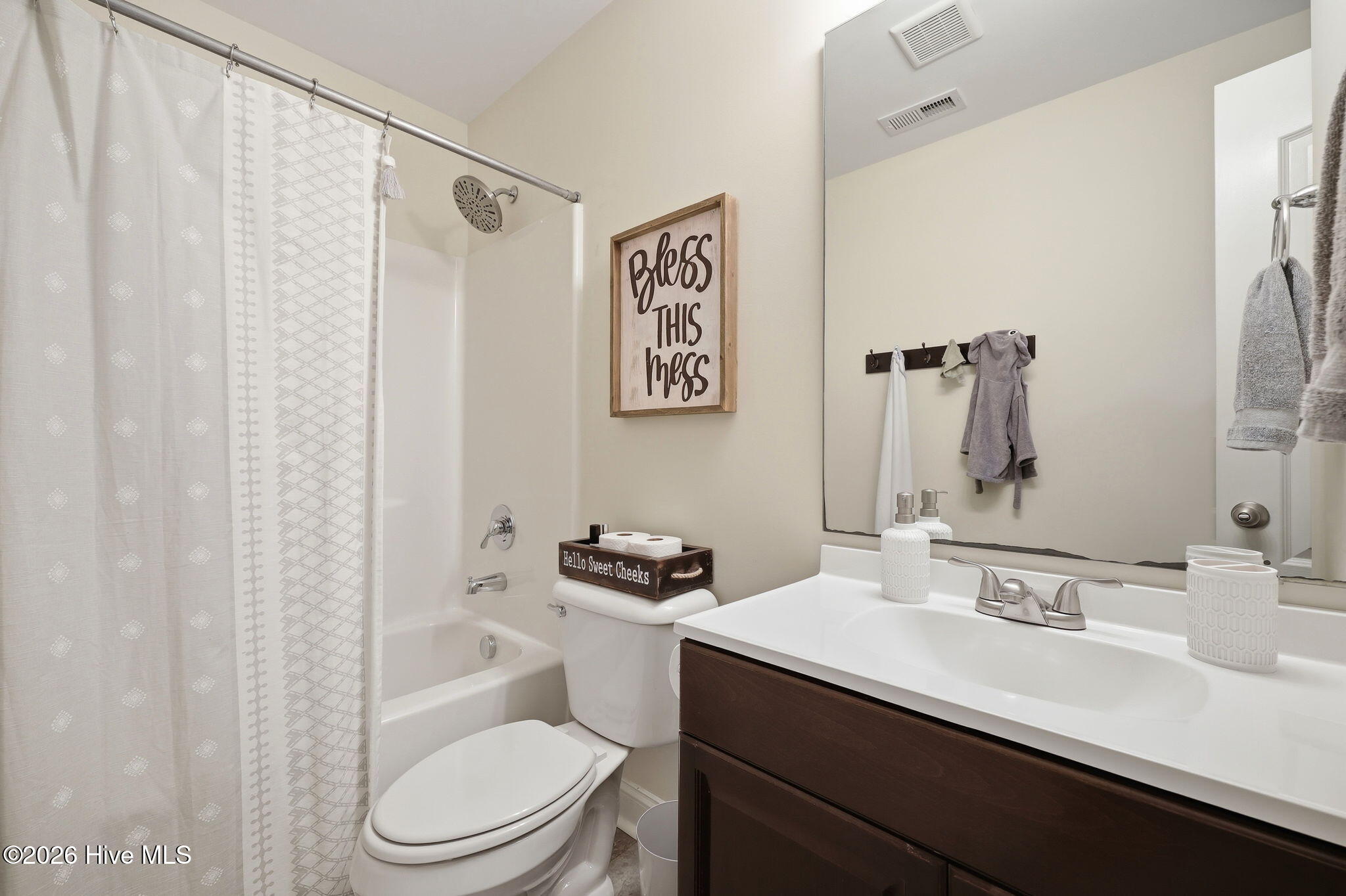 322 Tamarack Drive Property Photo 23