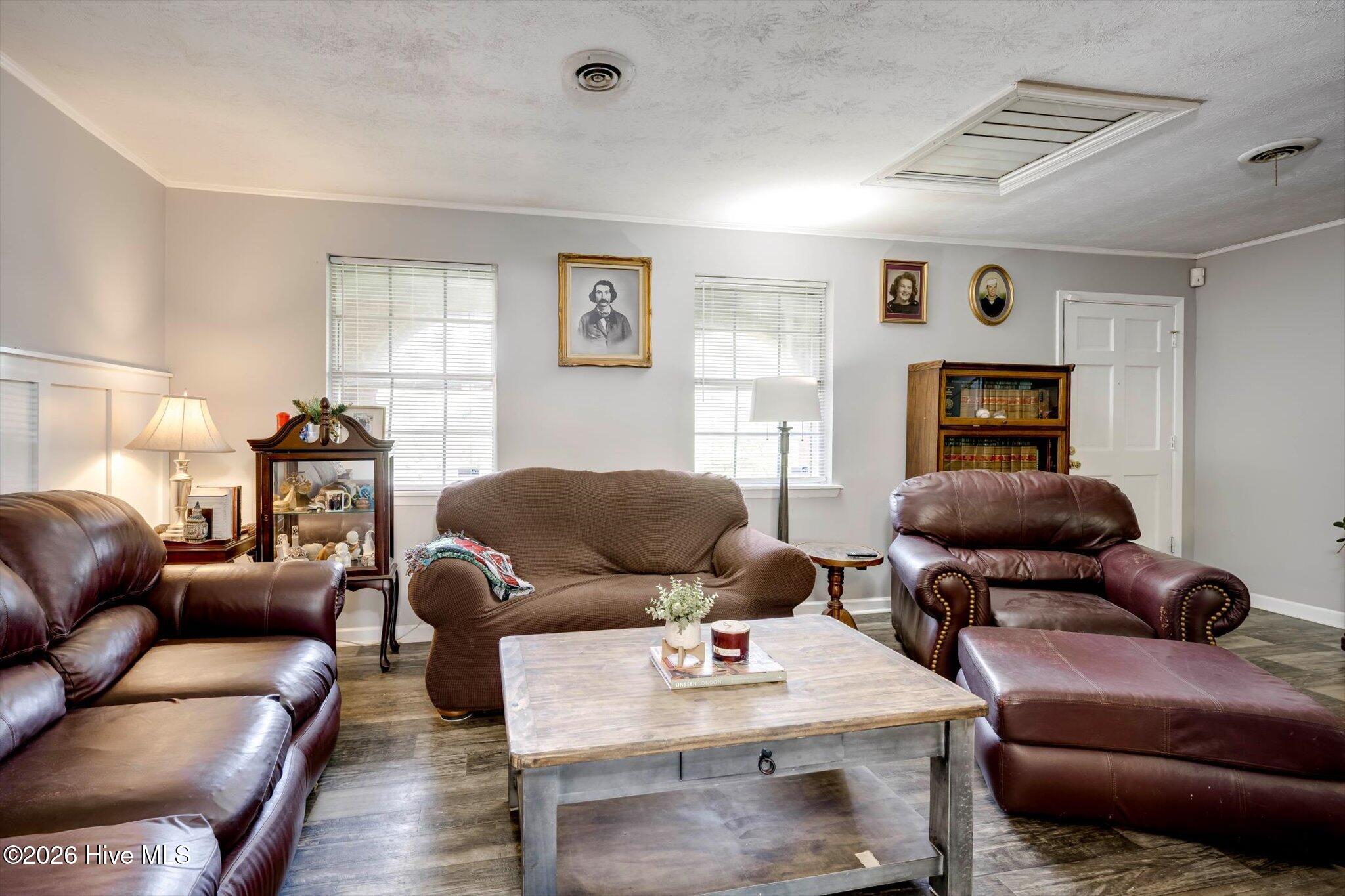 3031 Sterling Road Property Photo 10