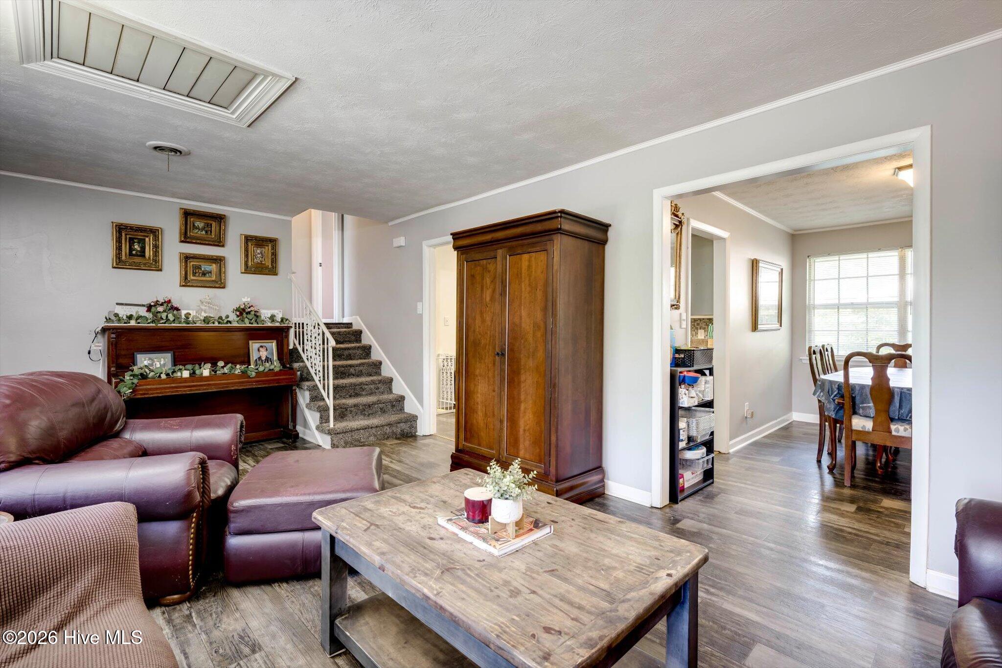 3031 Sterling Road Property Photo 11