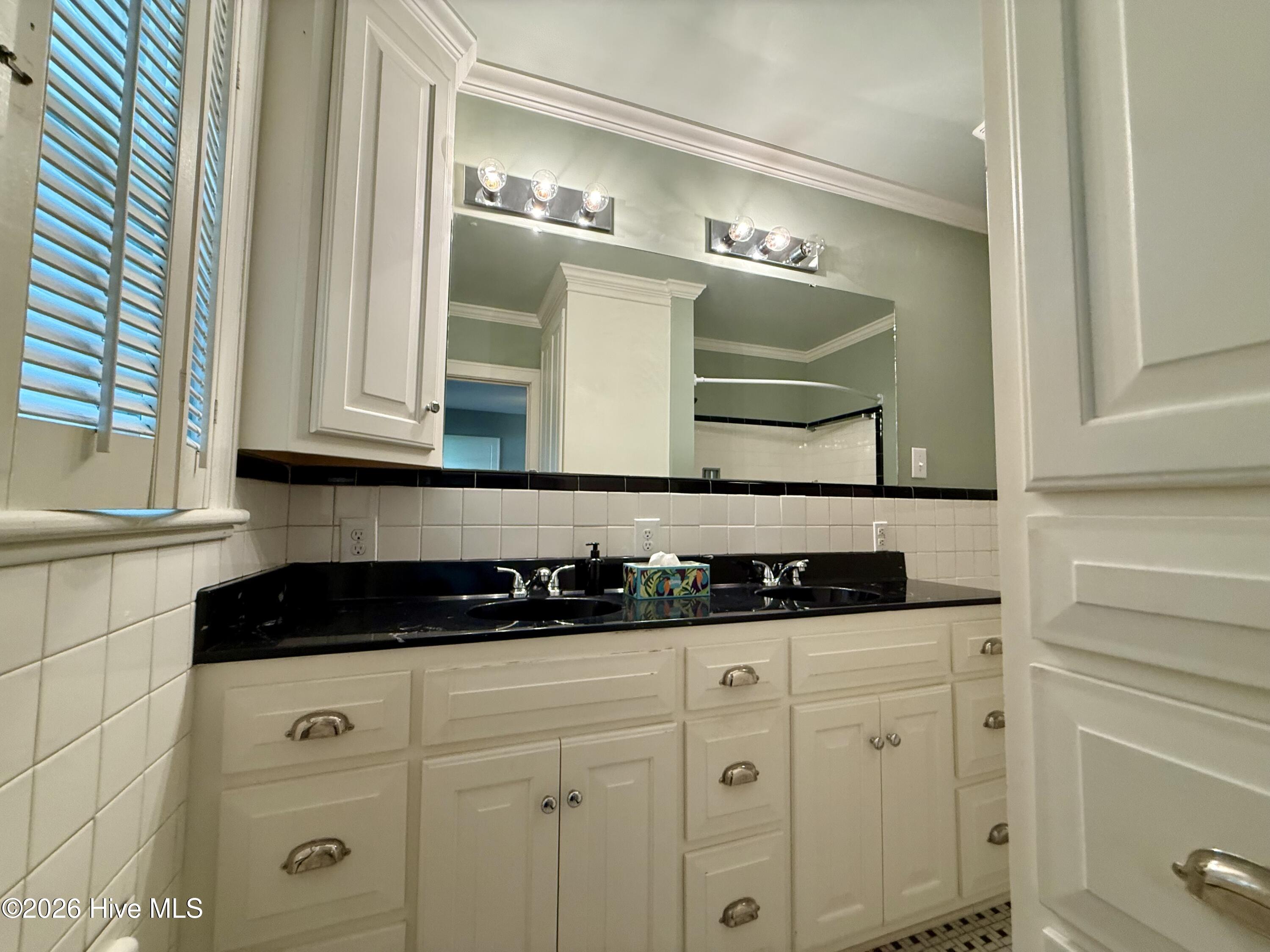 103 Finch Street Property Photo 16