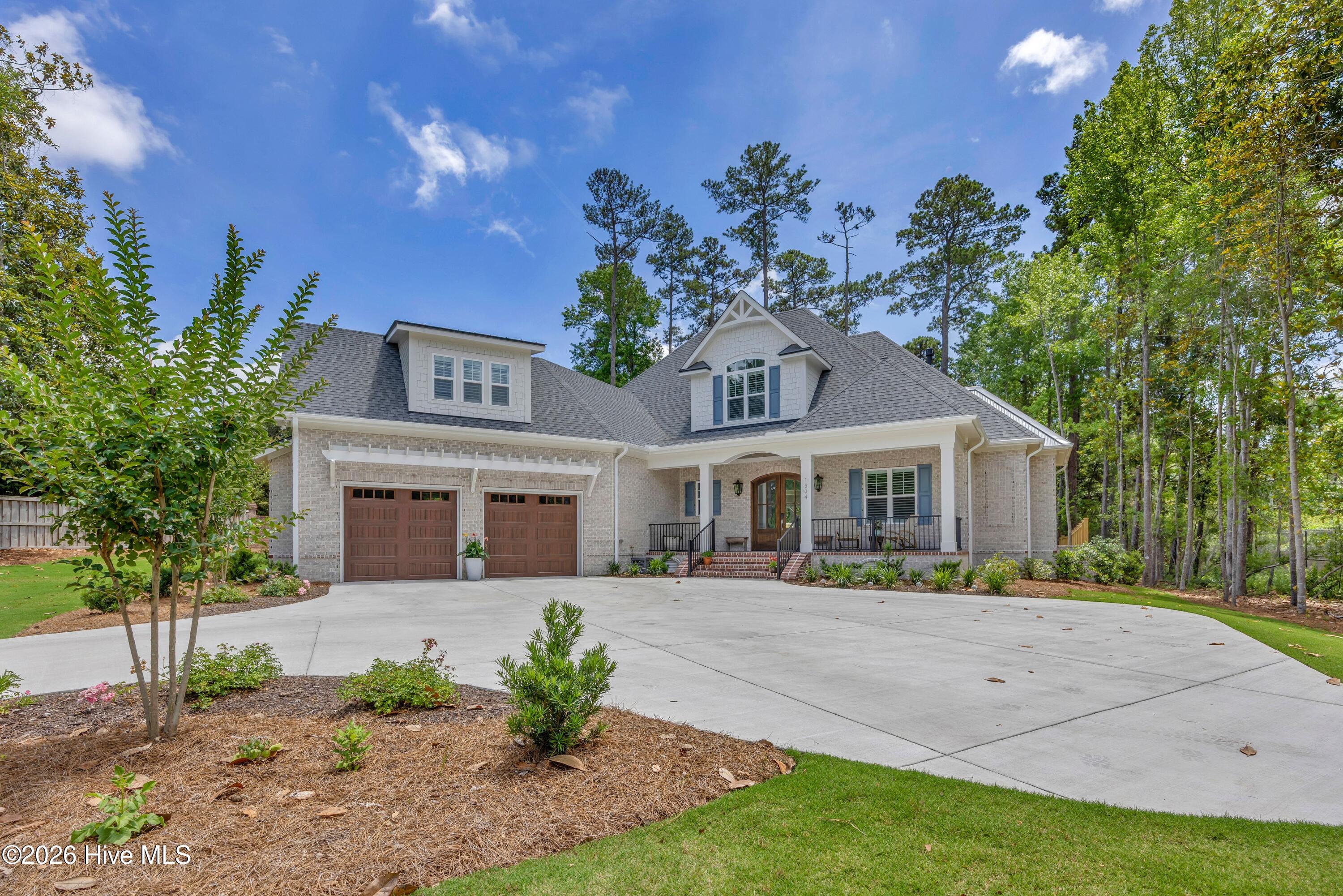 1304 Old Foards Lane Property Photo 1