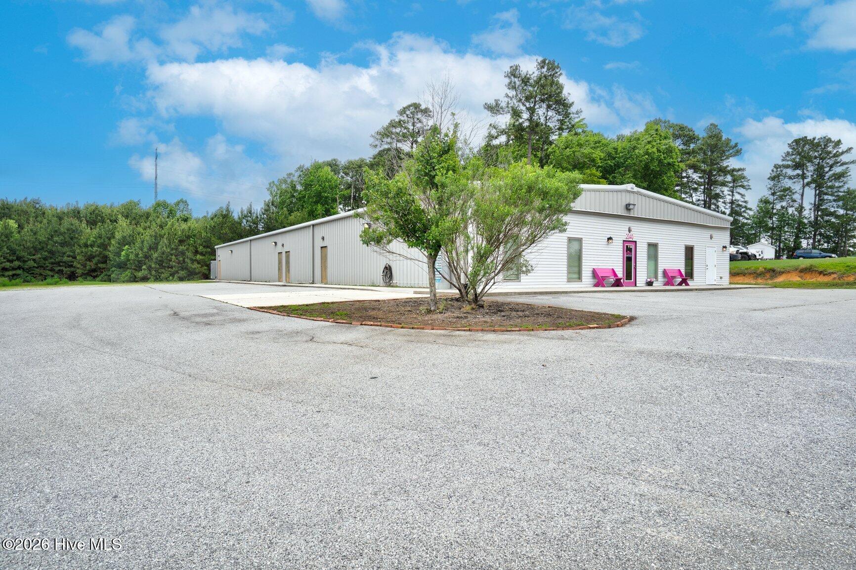 2040 Fenner Road Property Photo 2
