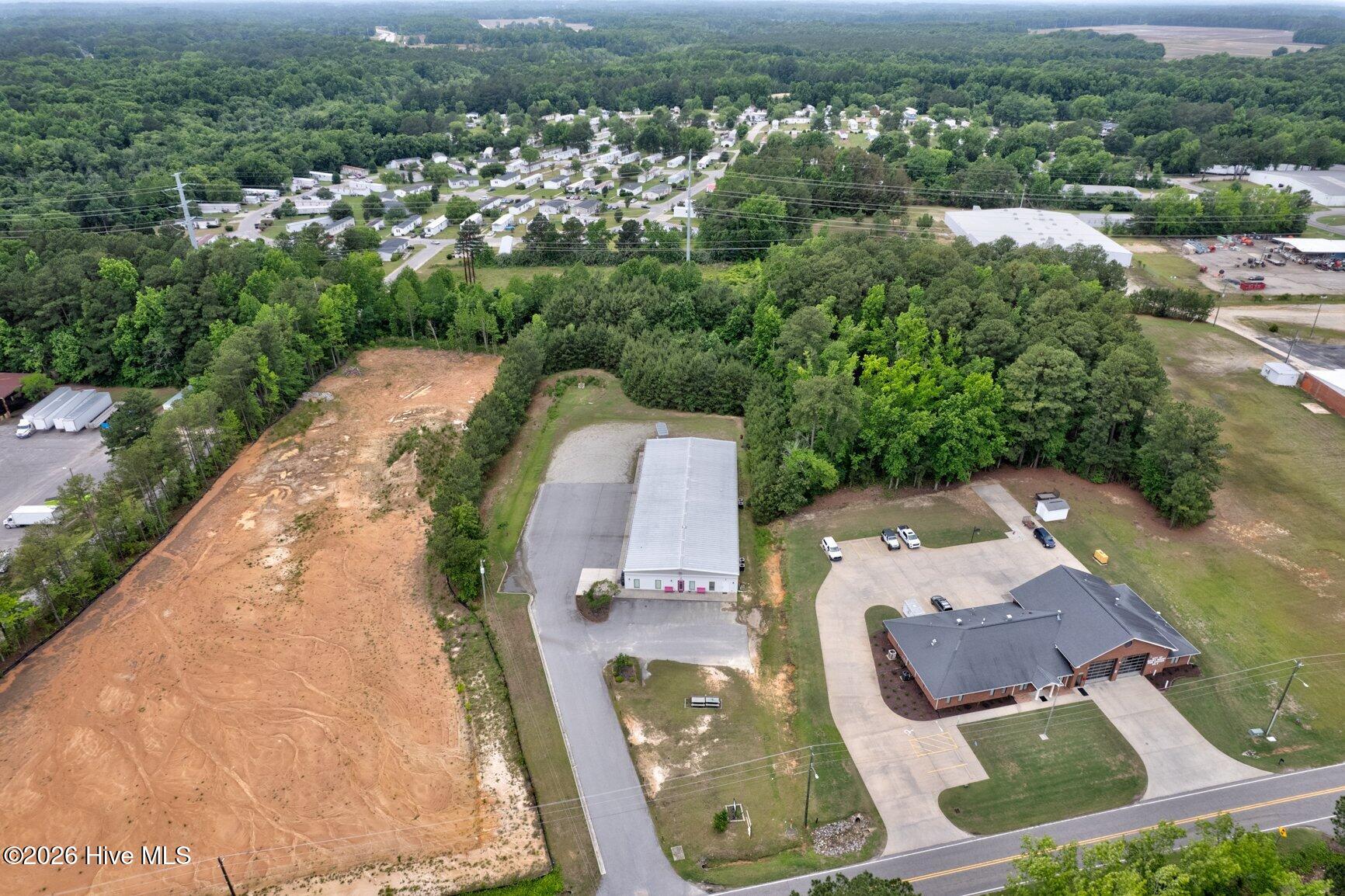 2040 Fenner Road Property Photo 9