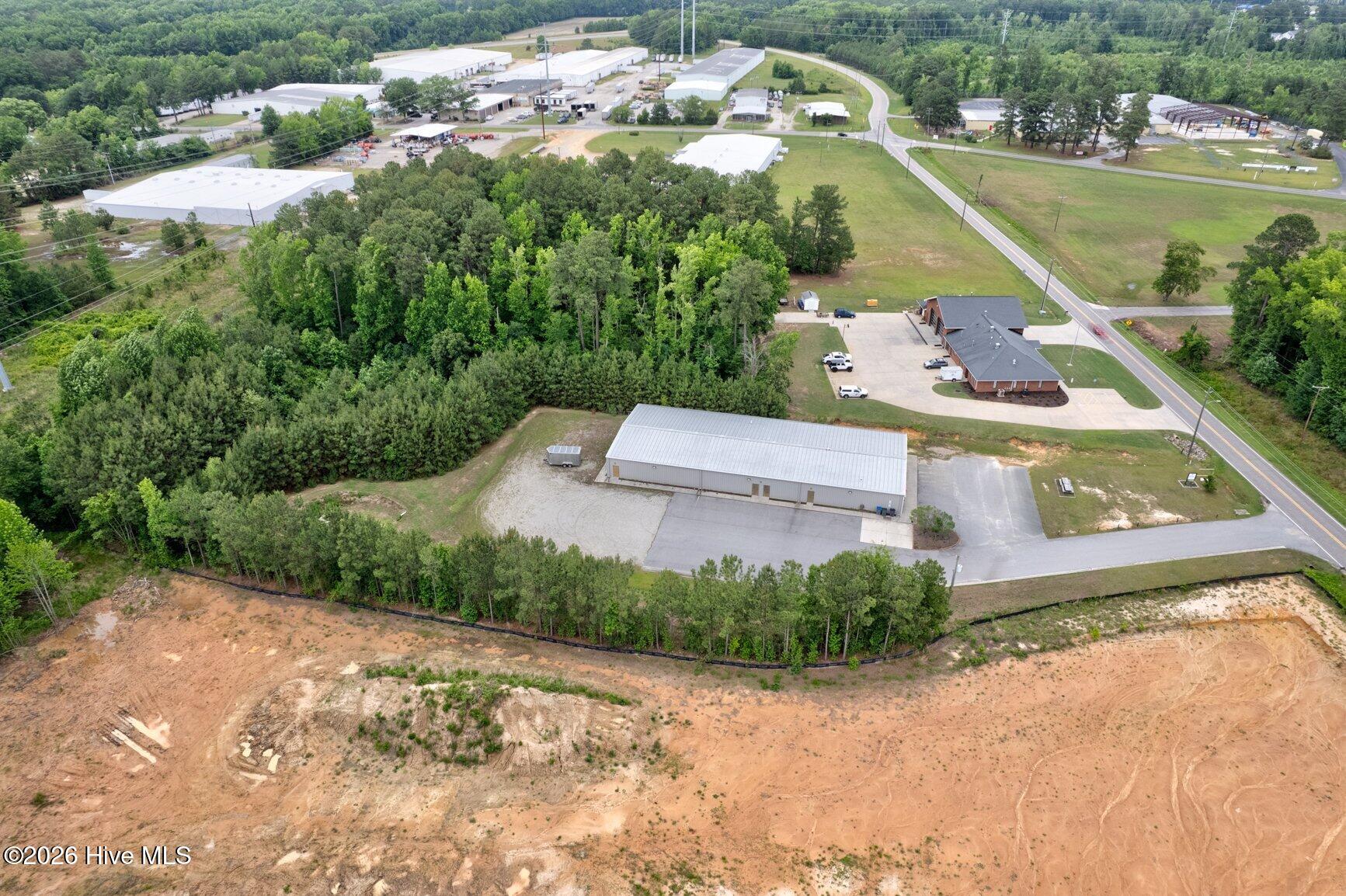 2040 Fenner Road Property Photo 11