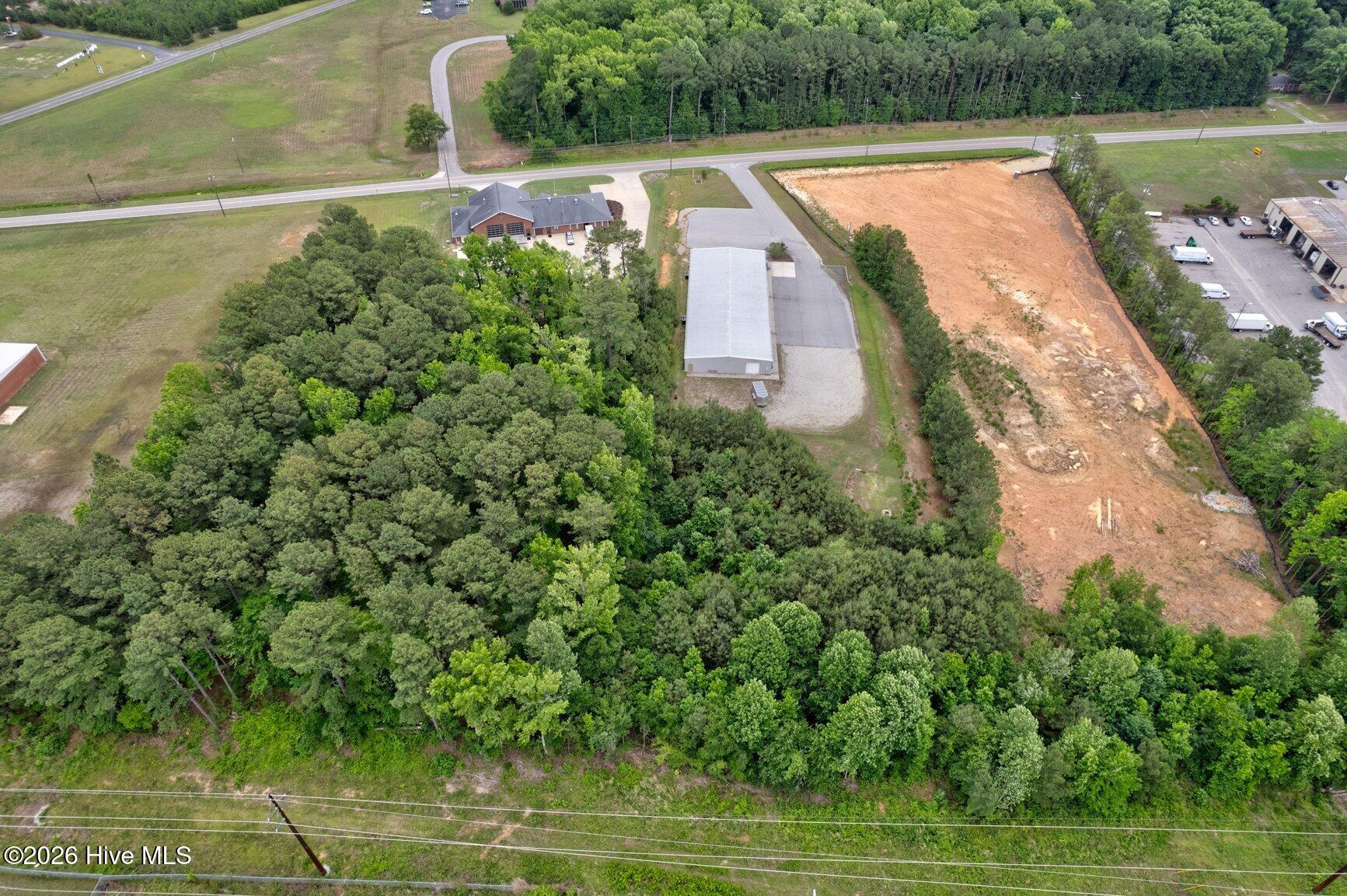 2040 Fenner Road Property Photo 14