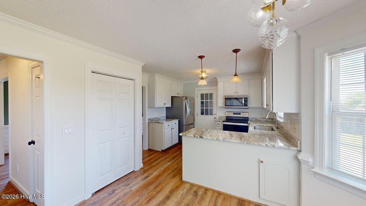107 Cambridge Drive Property Photo 15