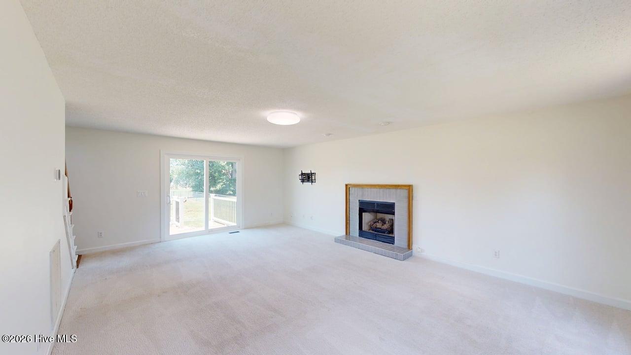 107 Cambridge Drive Property Photo 20