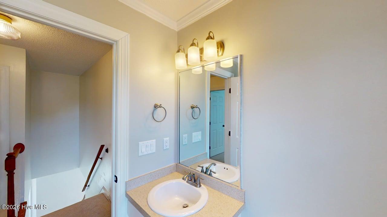 107 Cambridge Drive Property Photo 27