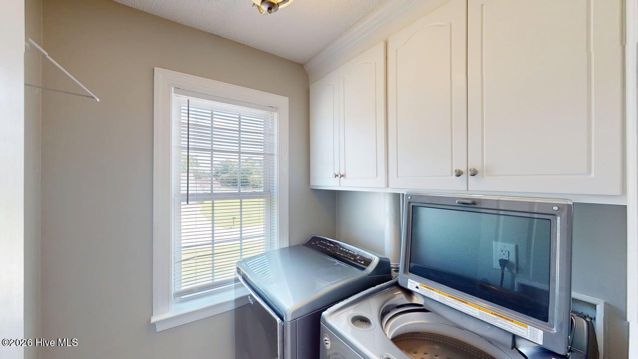 107 Cambridge Drive Property Photo 31
