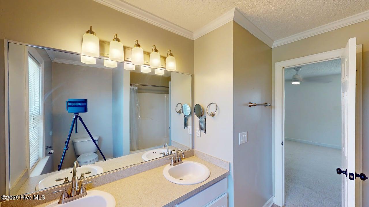 107 Cambridge Drive Property Photo 37