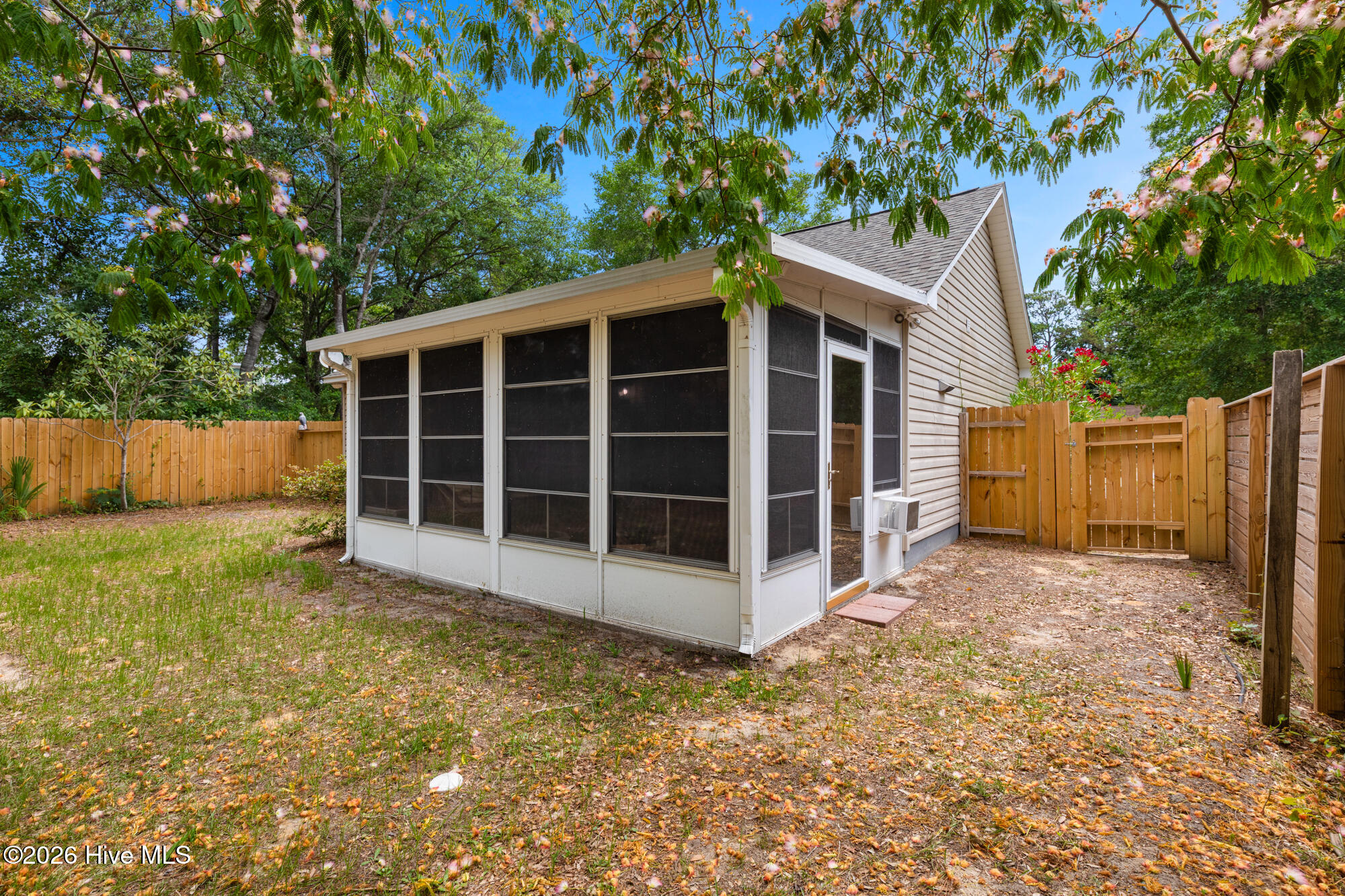 105 Ne 15th Street Property Photo 34