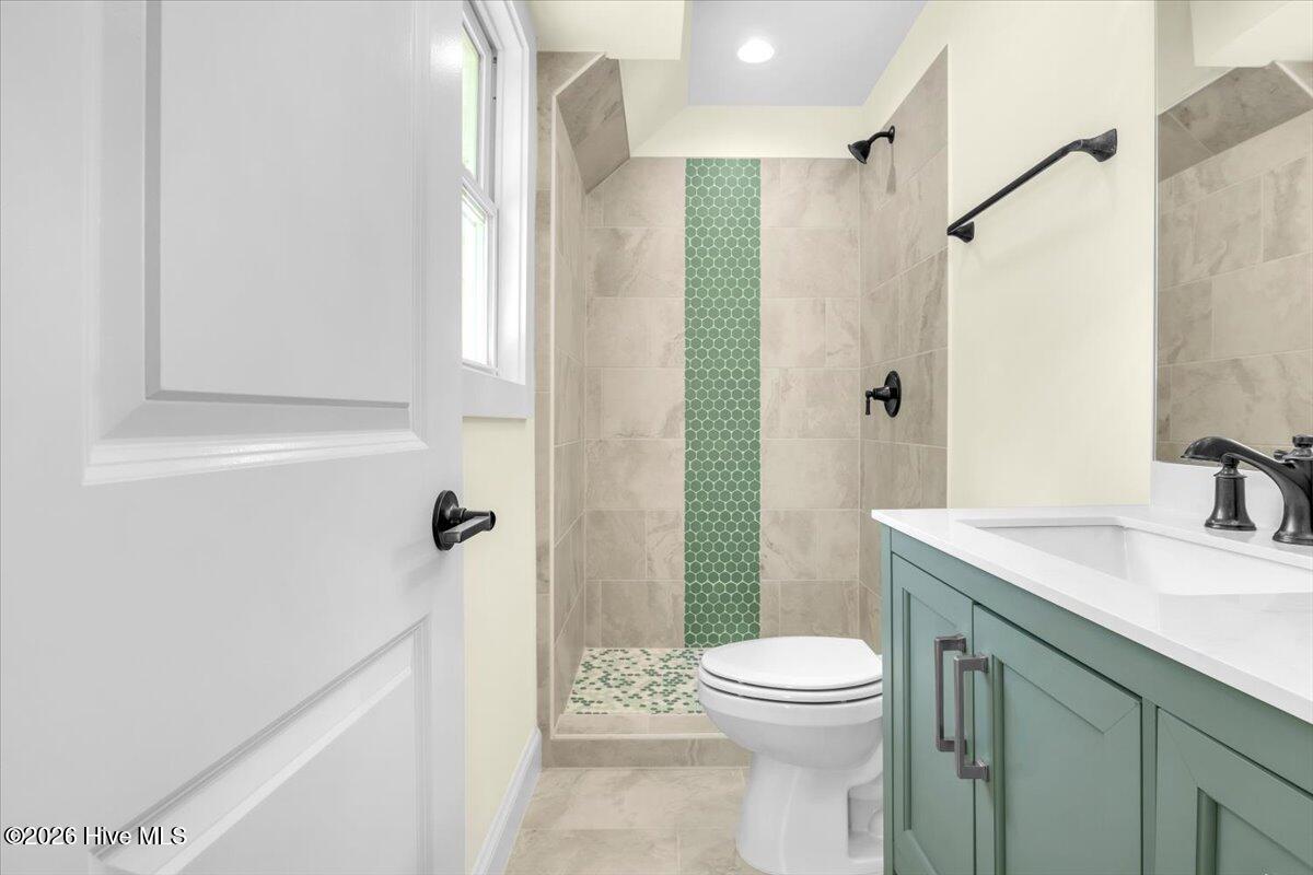 2950 Scotts Hill Loop Road Property Photo 33