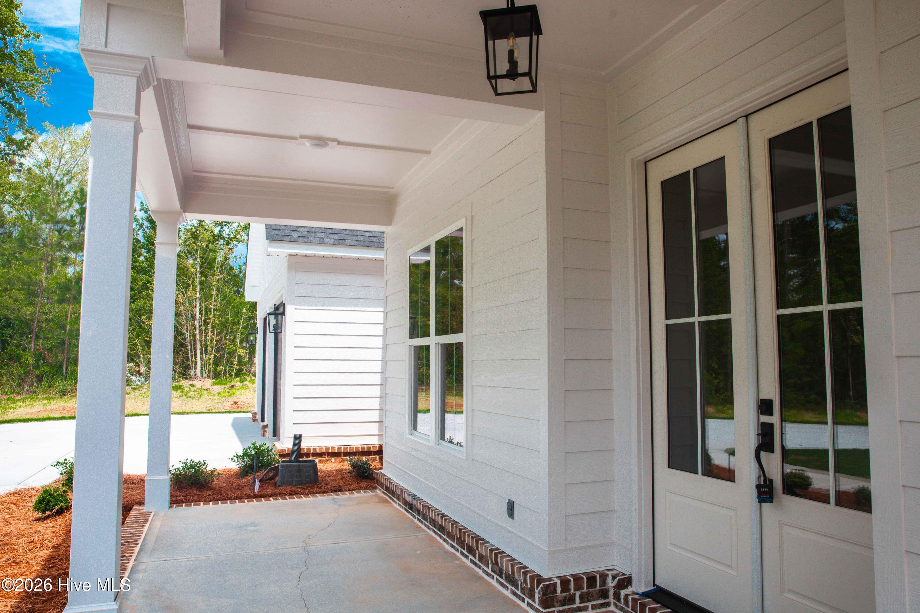 916 Fairbourne Drive Property Photo 35