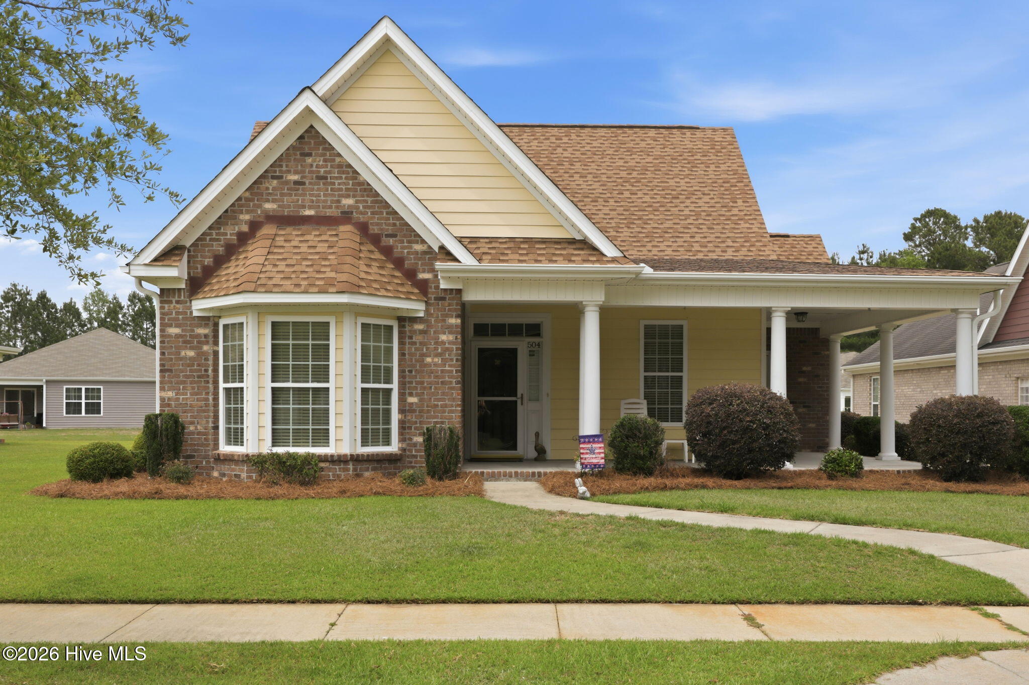 504 Somerset Drive Property Photo 1